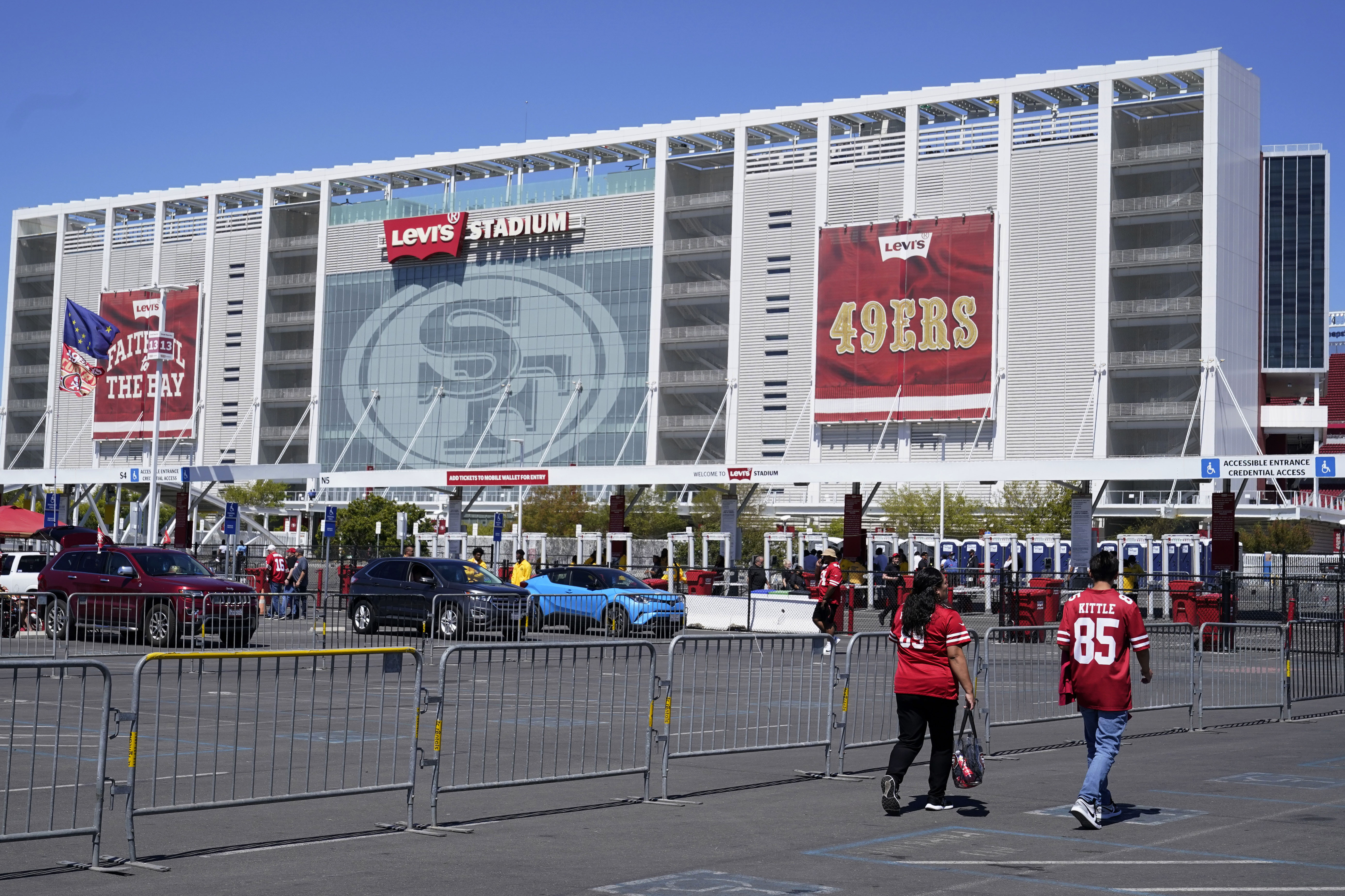 49ers: Live observations from Levi's Stadium vs. Bears in Week 16