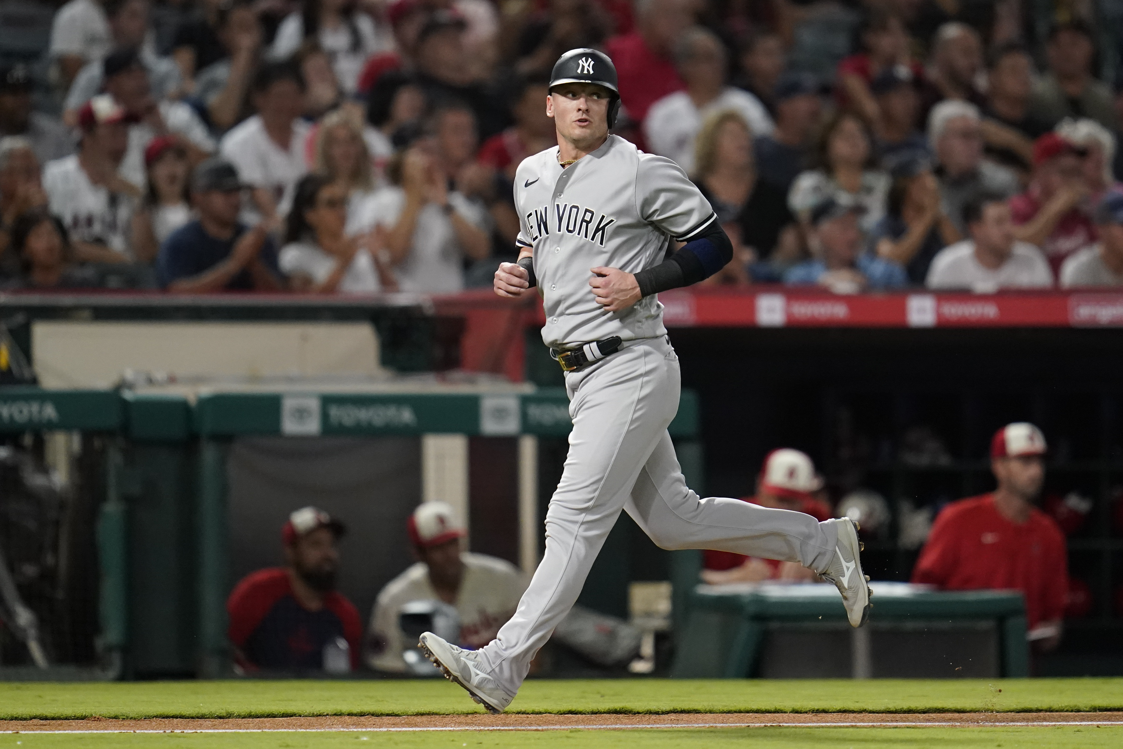 Video: Video: Angels Slugger Mike Trout's Newport Beach Mansion Is