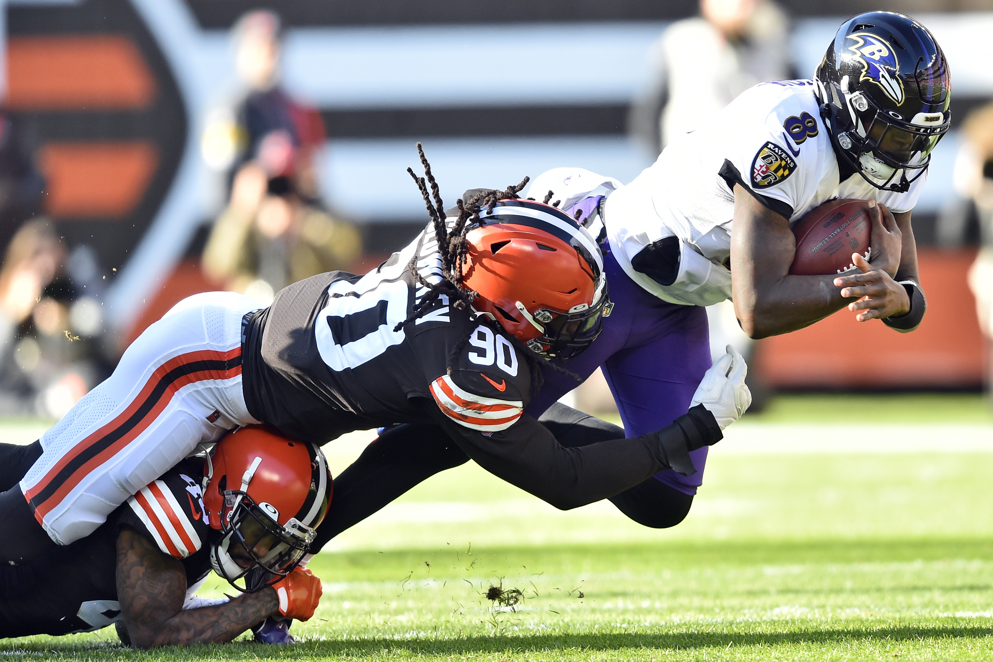 Former Penn State pass rusher Odafe Oweh signs rookie contract with  Baltimore Ravens 