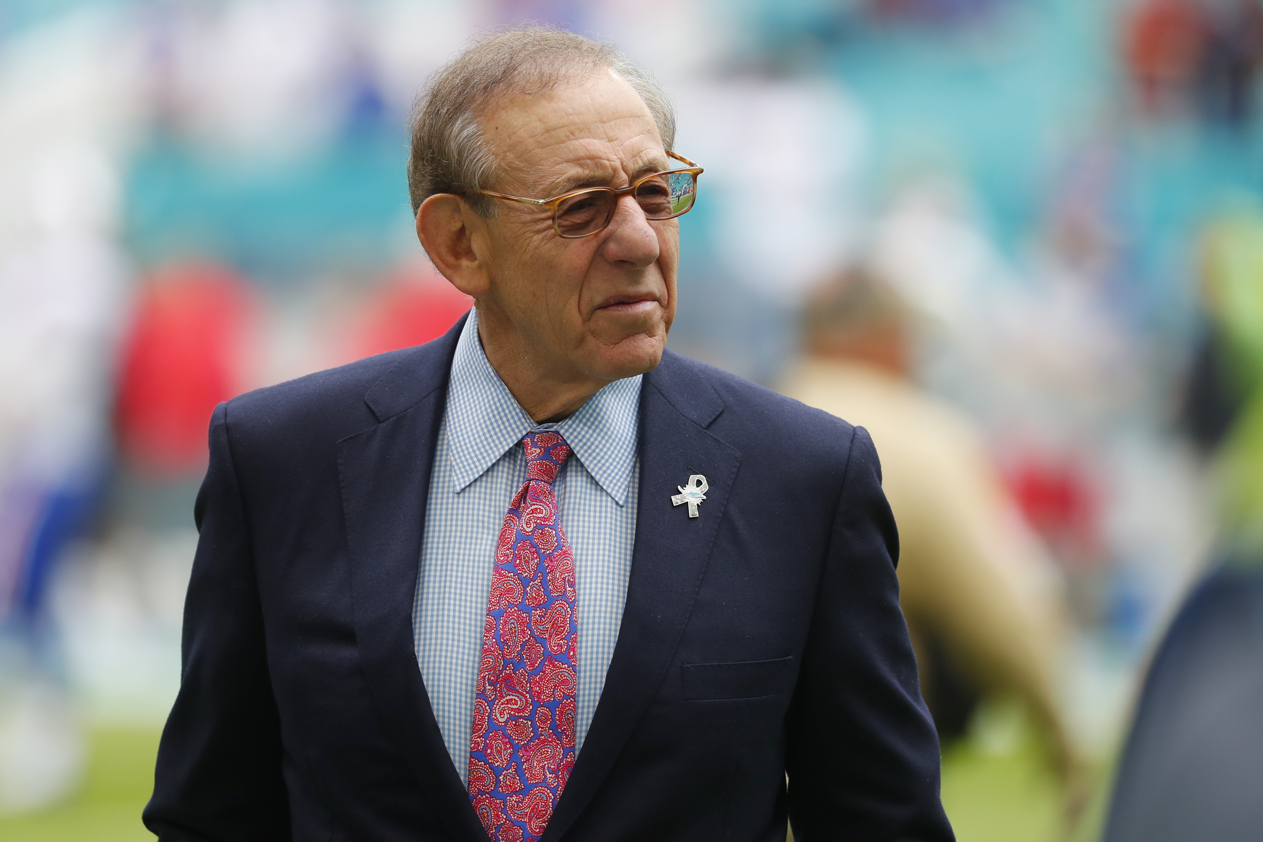 NFL docks 1st-round pick from Dolphins, suspends owner Stephen Ross after  Tom Brady tampering investigation