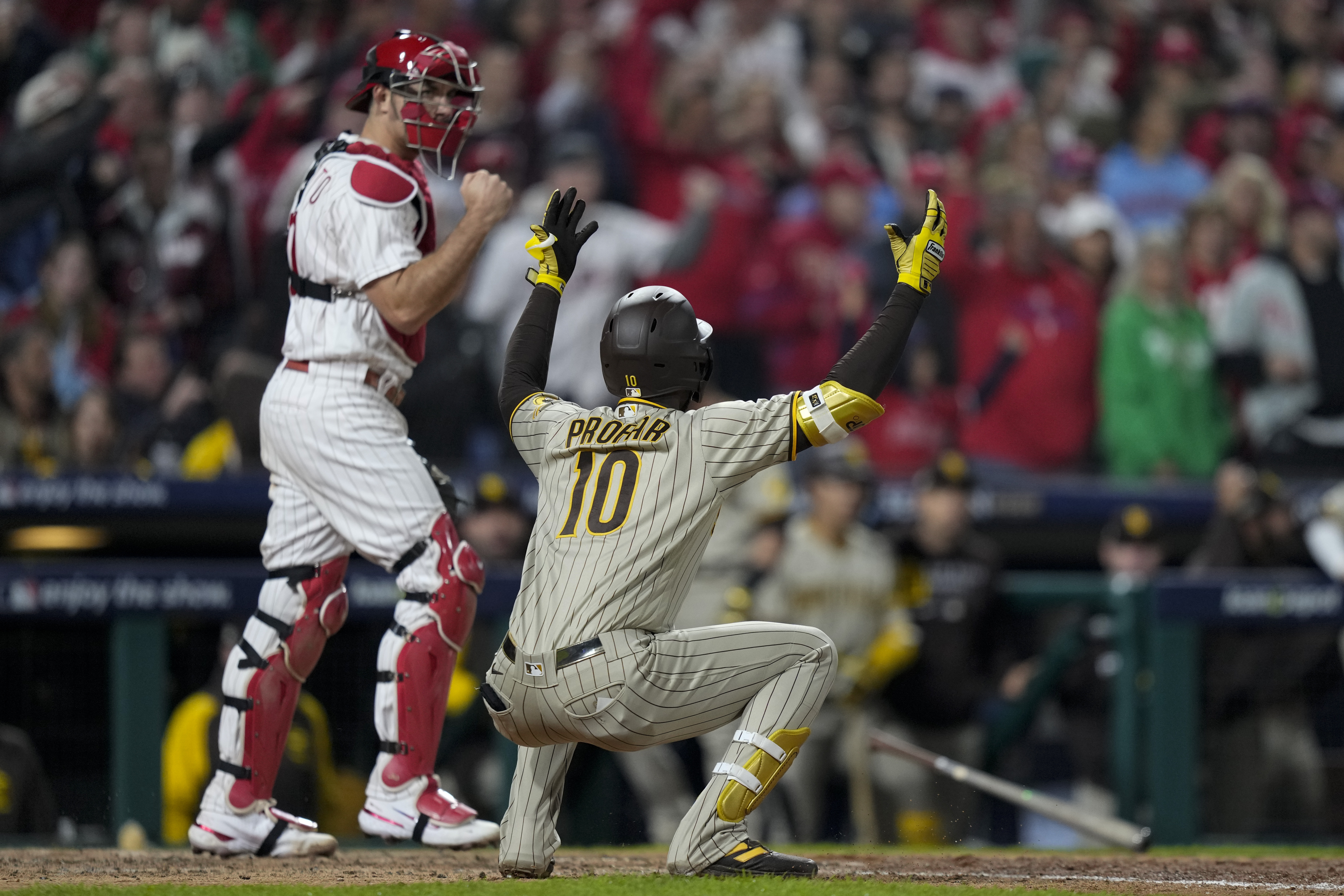 J.T. Realmuto Ejected After Strange Sequence of Events - Stadium