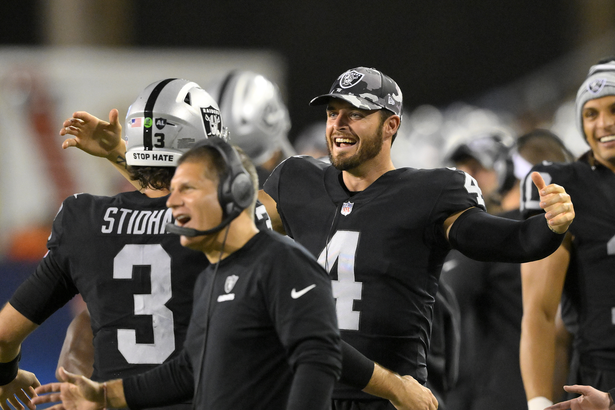 Raiders give McDaniels happy homecoming, beat Jaguars 27-11