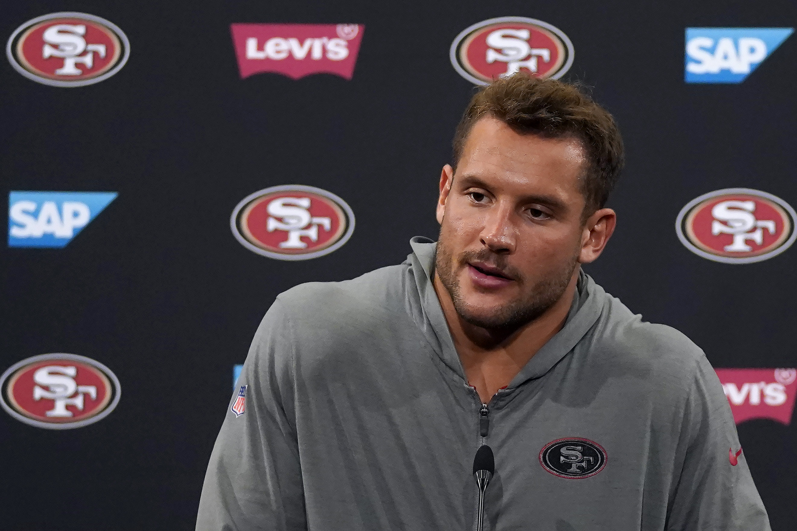49ers, Nick Bosa agree to record-breaking extension Wednesday
