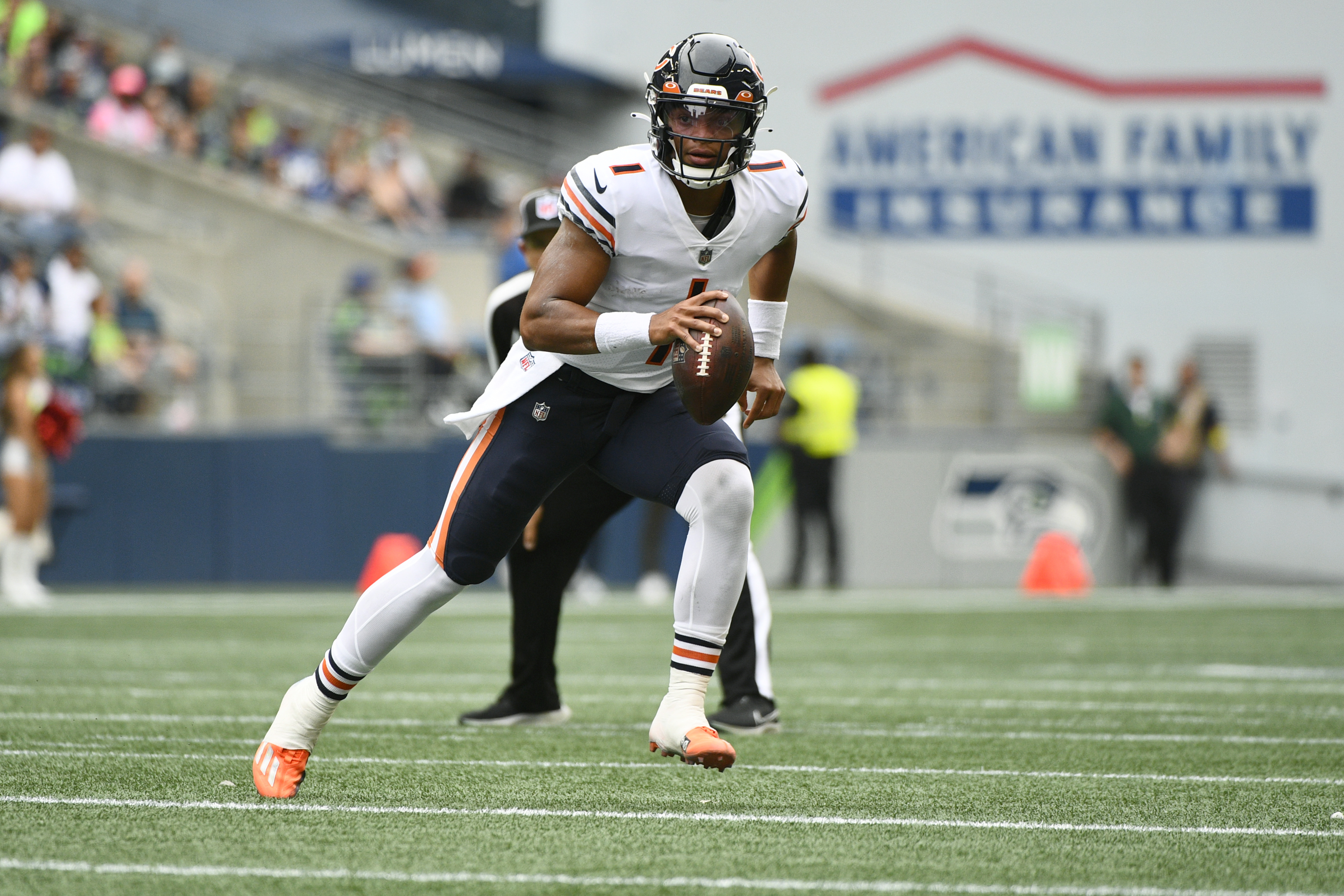 WATCH: Trevor Siemian finds Jake Tonges for Bears' first touchdown vs.  Seahawks