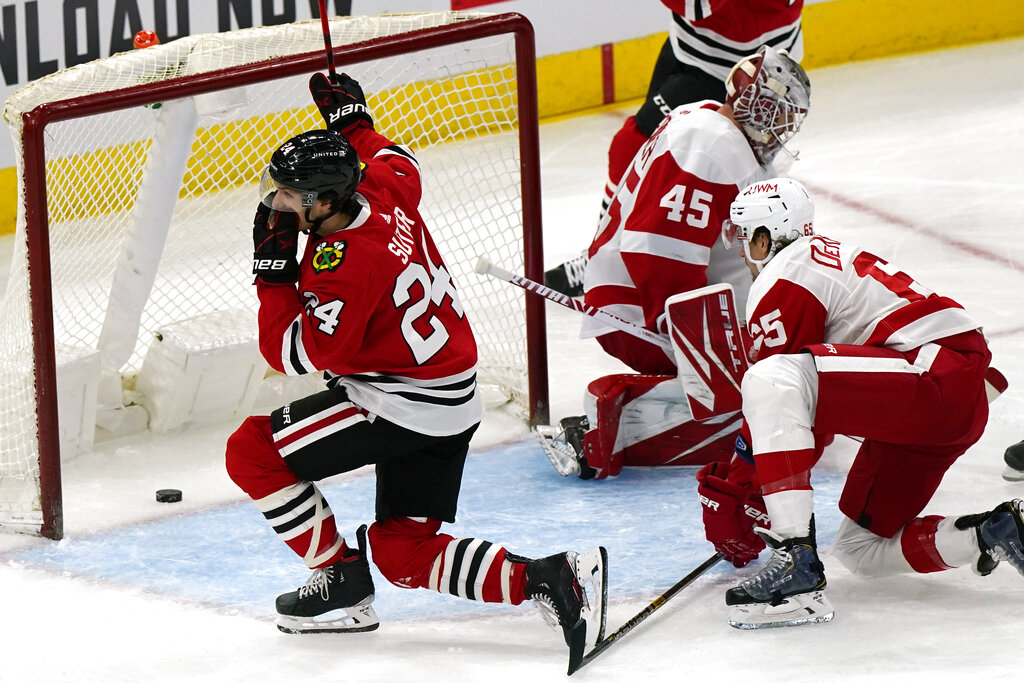 red wings blackhawks game