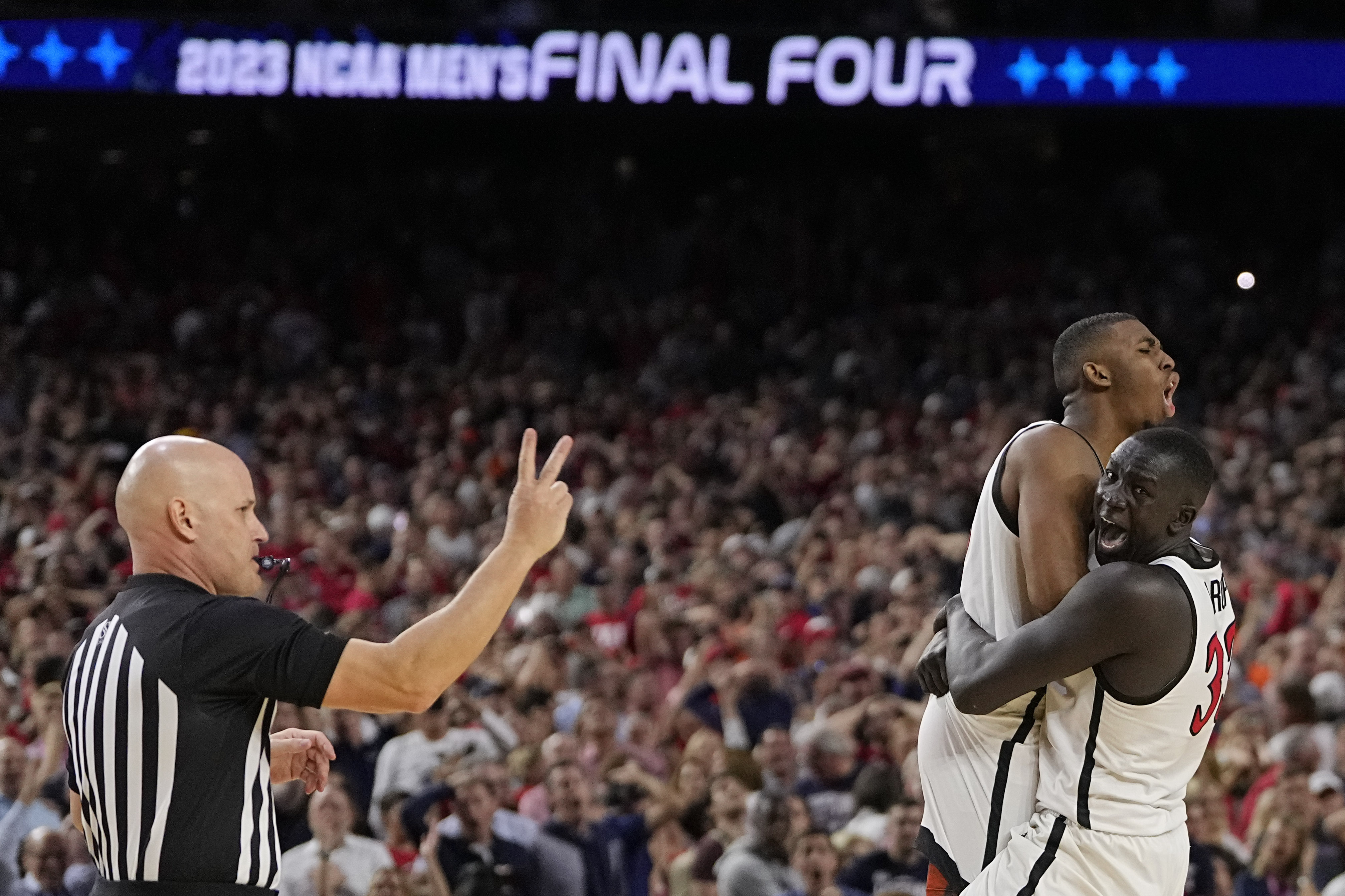 Even Miami was shocked at the Lamont Butler buzzer-beater