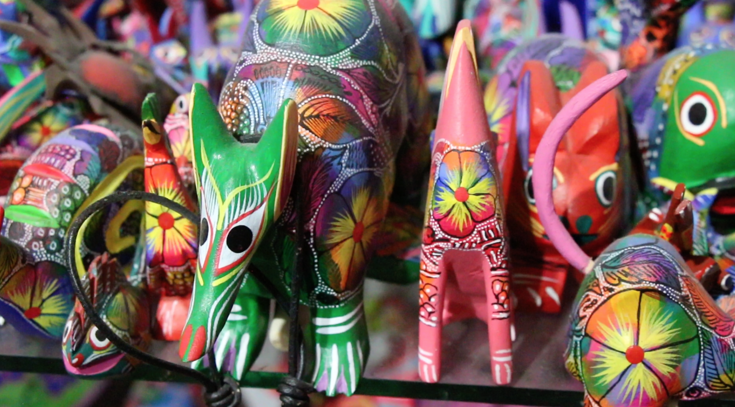 The Story Making Headlines in the World of Alebrijes!