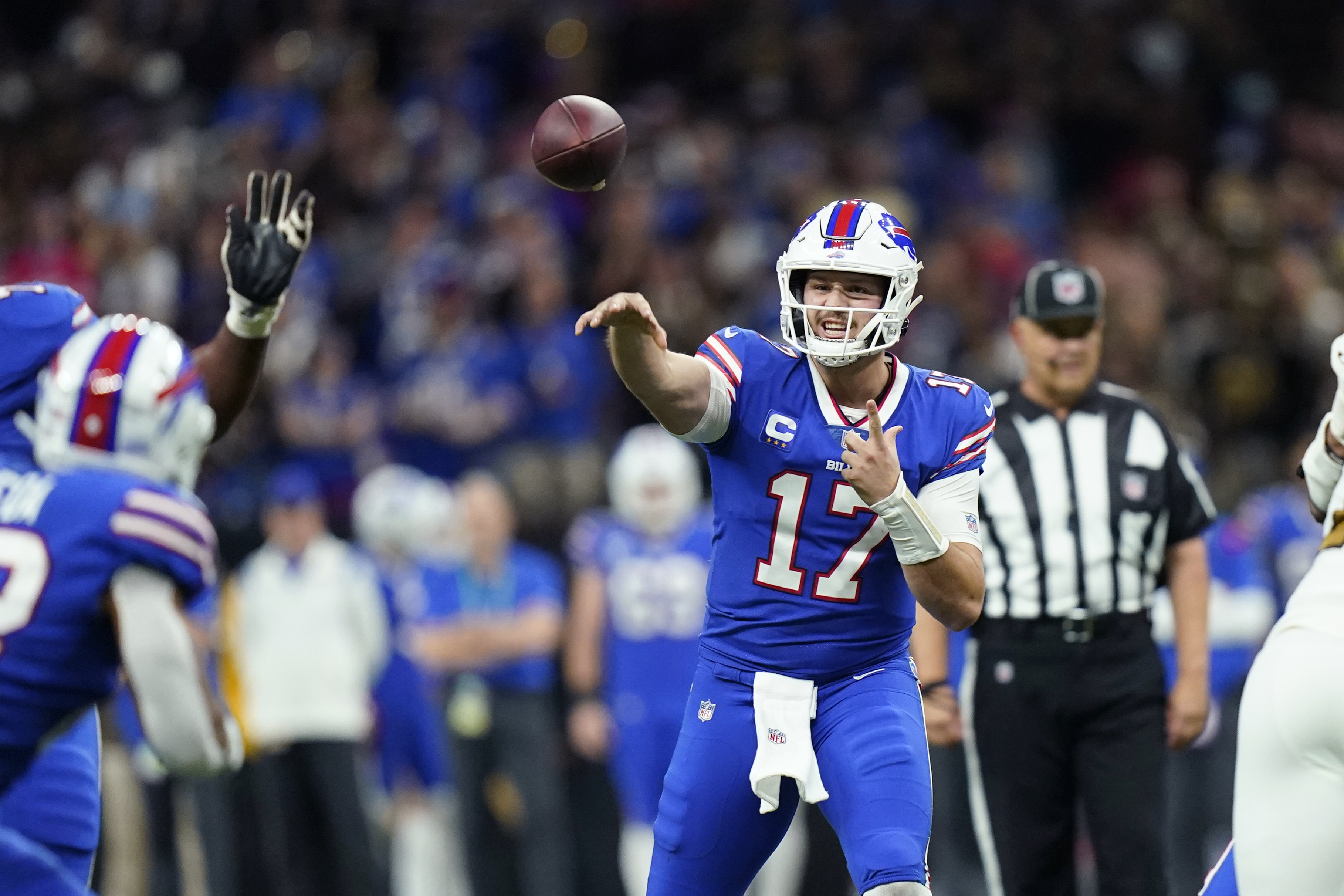 Allen tosses 2 TDs in Buffalo's victory