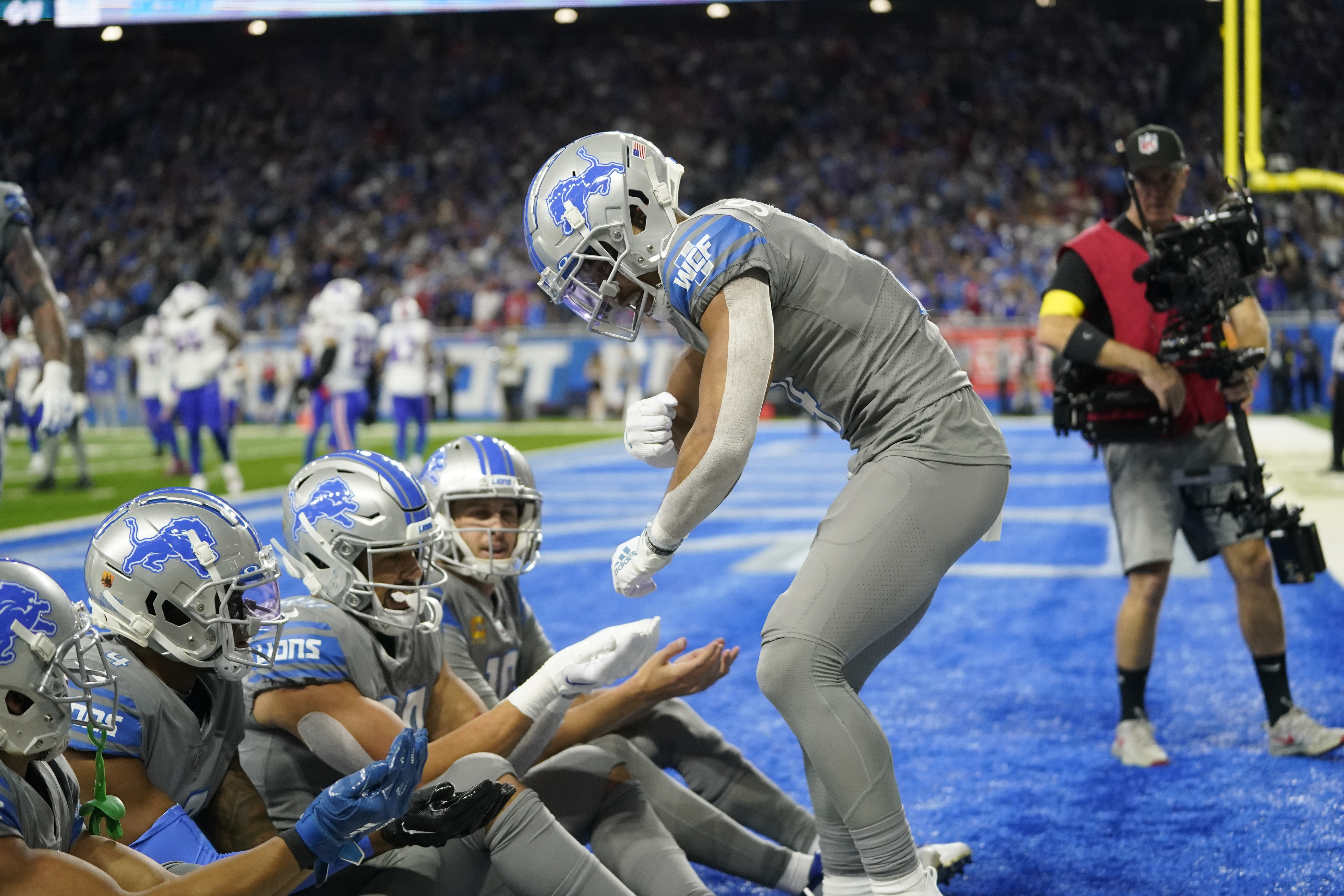 Browns at Bills' Week 11 game moved to Ford Field in Detroit due to snow -  Pride Of Detroit