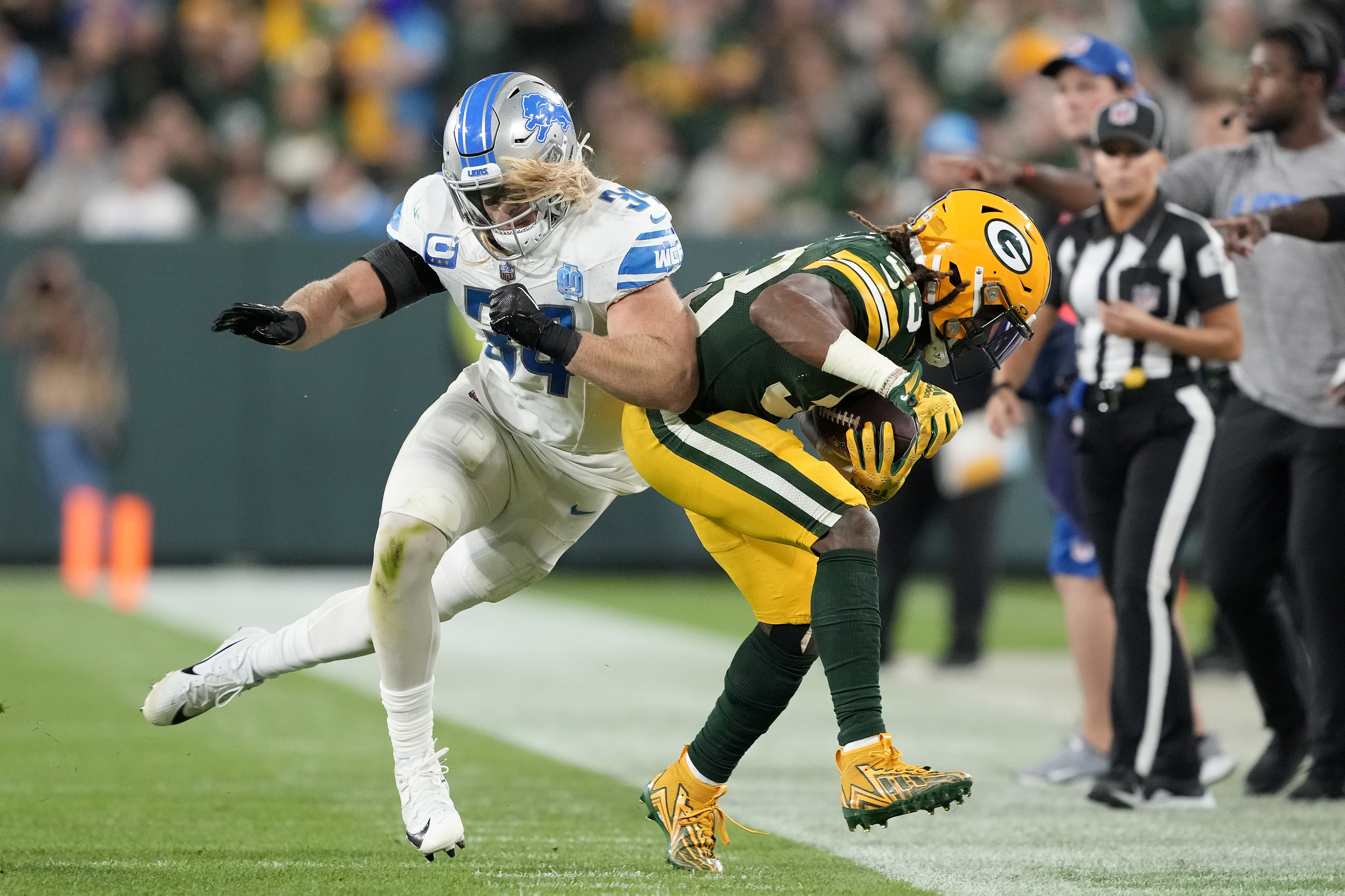 Detroit Lions 34-20 Green Bay Packers - NFL LIVE: Jared Goff and team lead  in the final quarter with a dominant Lambeau Field display