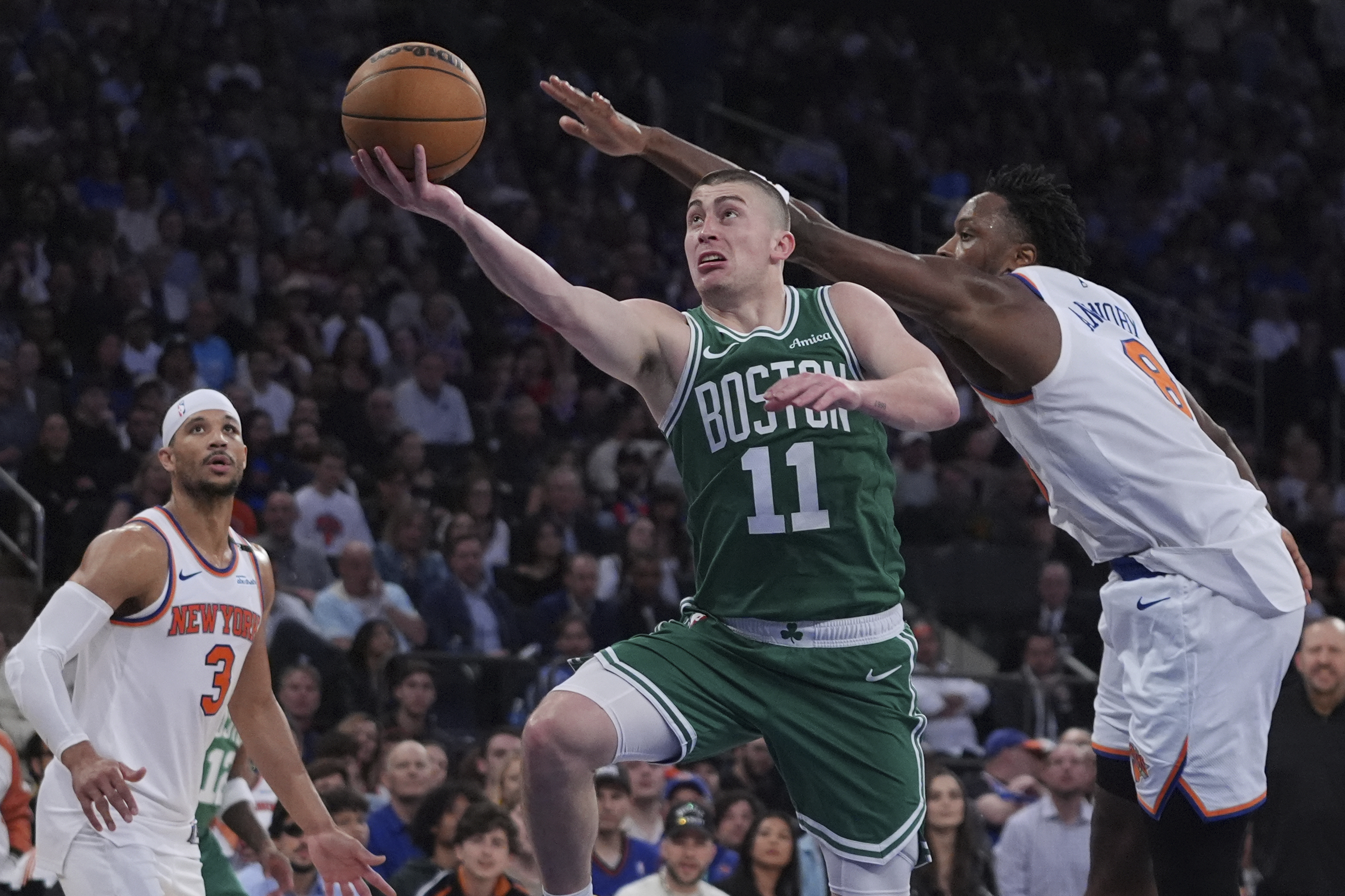 Knicks beat Celtics 119-81 in Game 6 and advance to face Pacers in