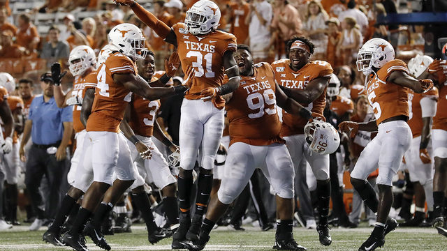 DeMarvion Overshown drafted by Dallas Cowboys - University of Texas  Athletics