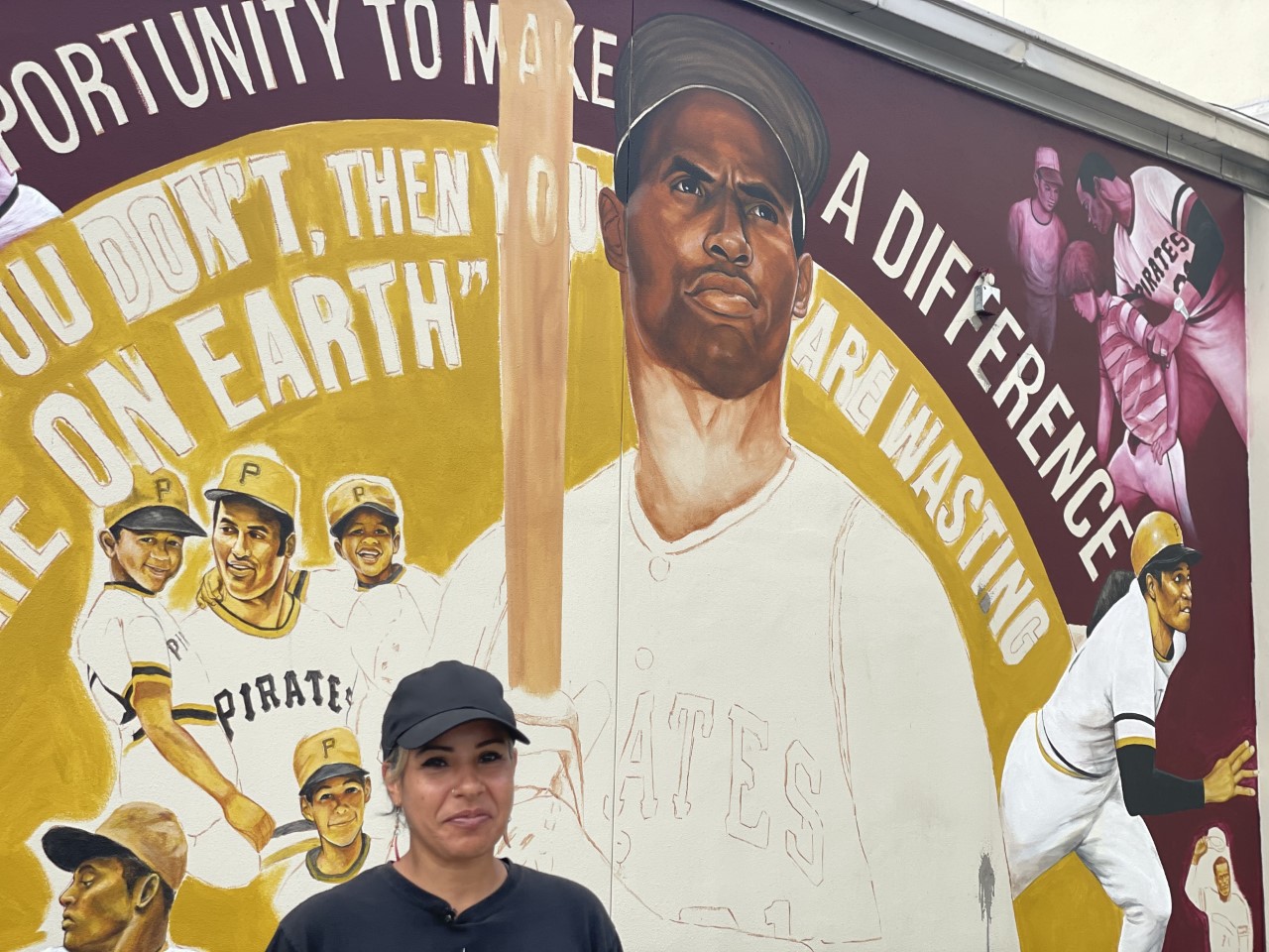 Pictures: Roberto Clemente mural comes to life at Orlando school