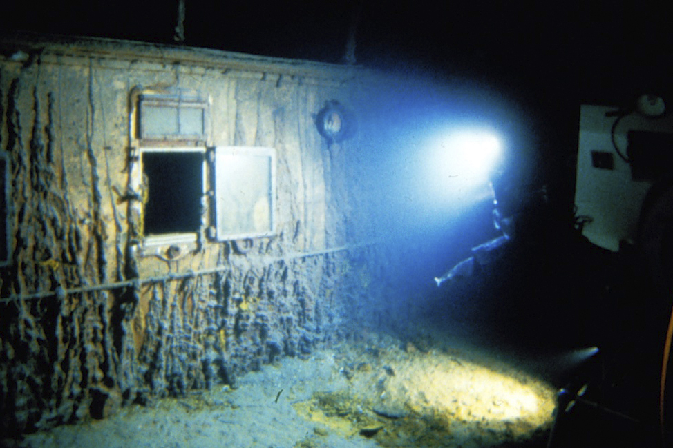 Advanced 3D model goes inside Titanic wreck