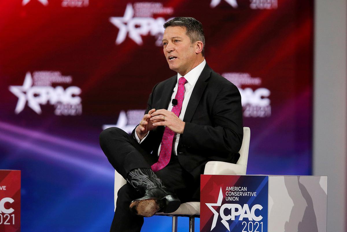 Pentagon review says U.S. Rep. Ronny Jackson made sexual comments