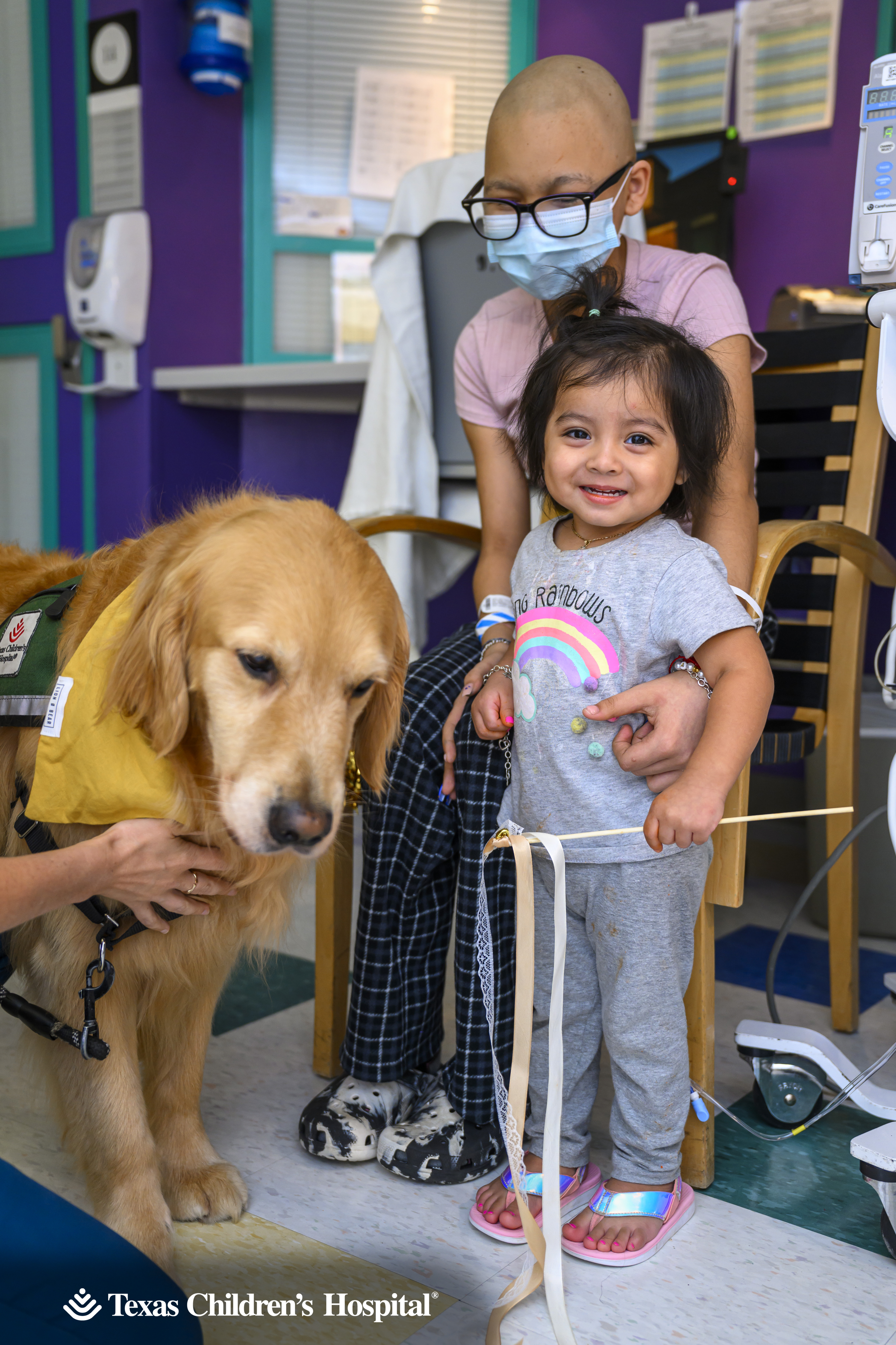 PHOTOS: Facility dogs show Astros spirit at Children's Memorial Hermann  Hospital