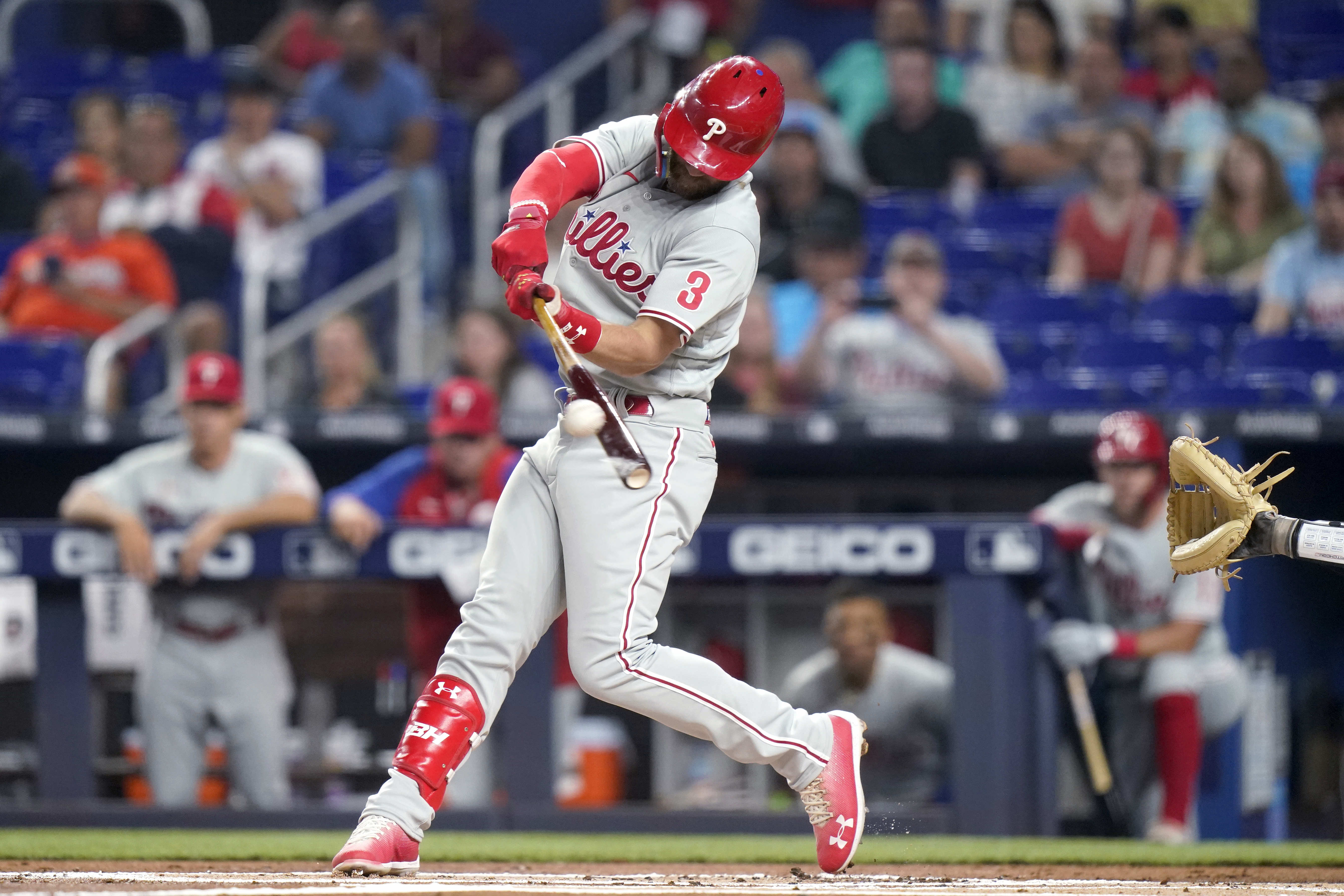 Bryce Harper returns to Phillies' lineup after PRP injection