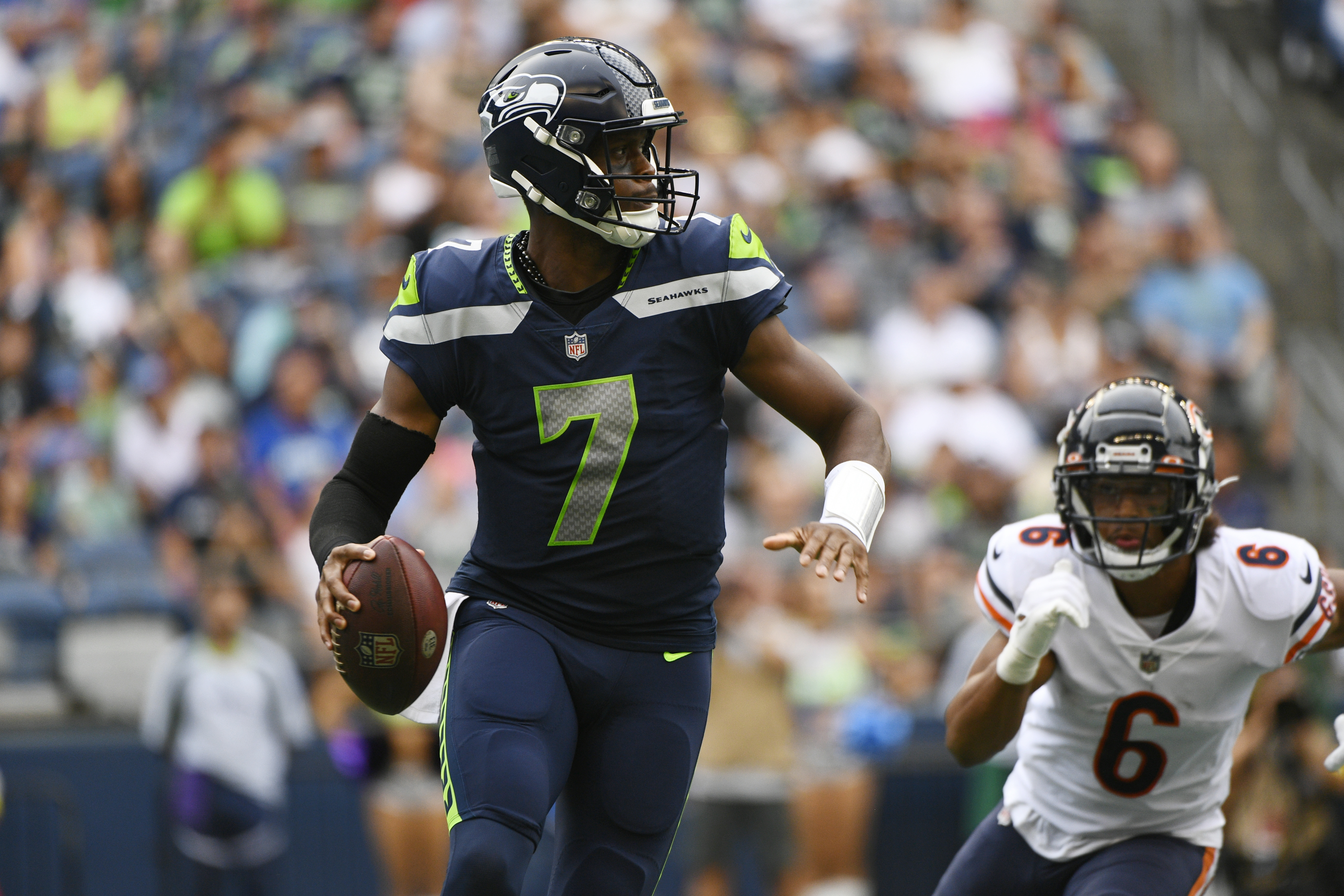 Seattle Seahawks quarterback Jacob Eason (17) during an NFL Preseason  football game against the Chicago Bears, Thursday, Aug. 18, 2022, in  Seattle, WA. The Bears defeated the Seahawks 27-11. (AP Photo/Ben VanHouten