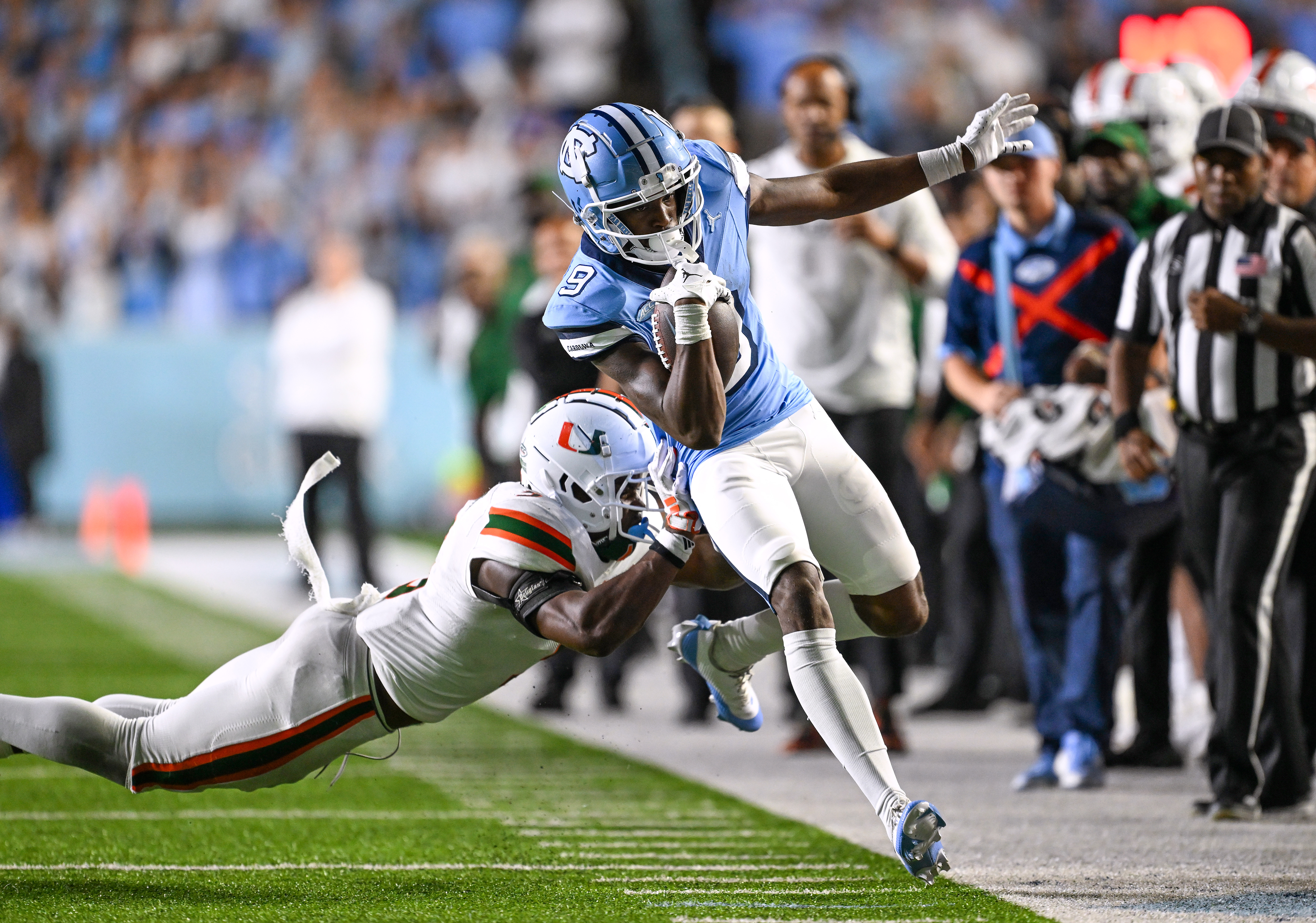 Miami Hurricanes bring back black jerseys vs. North Carolina Tar Heels