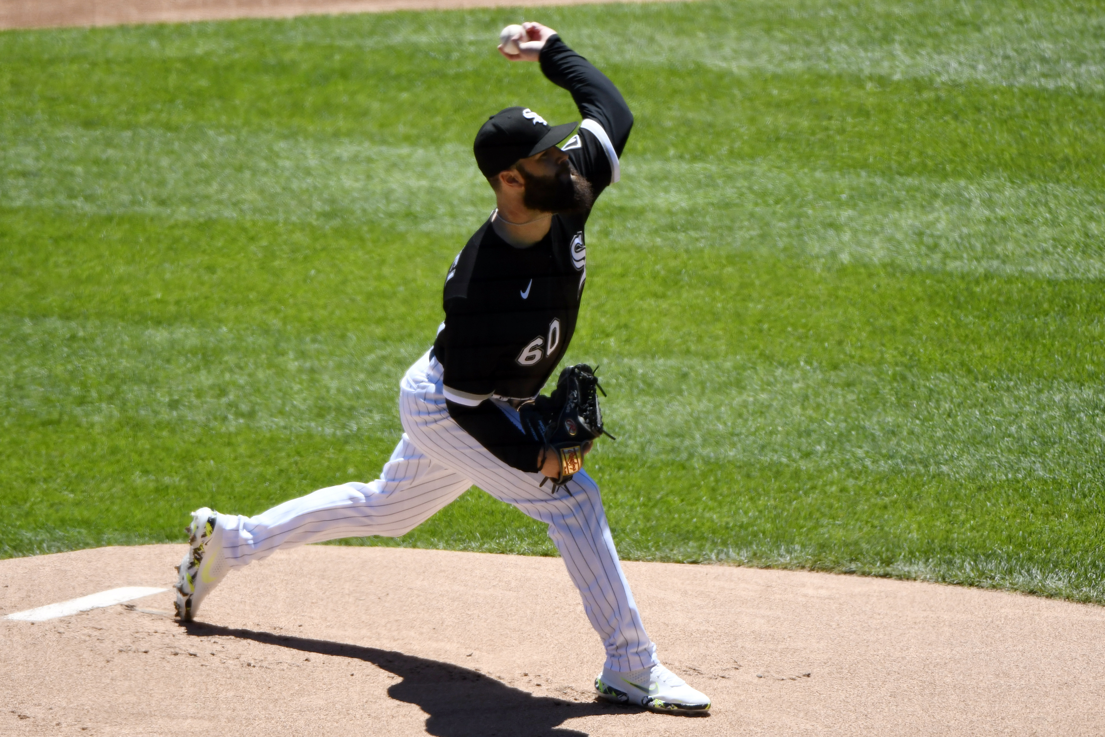 Chicago White Sox's Bobby Jenks throws in the ninth inning against