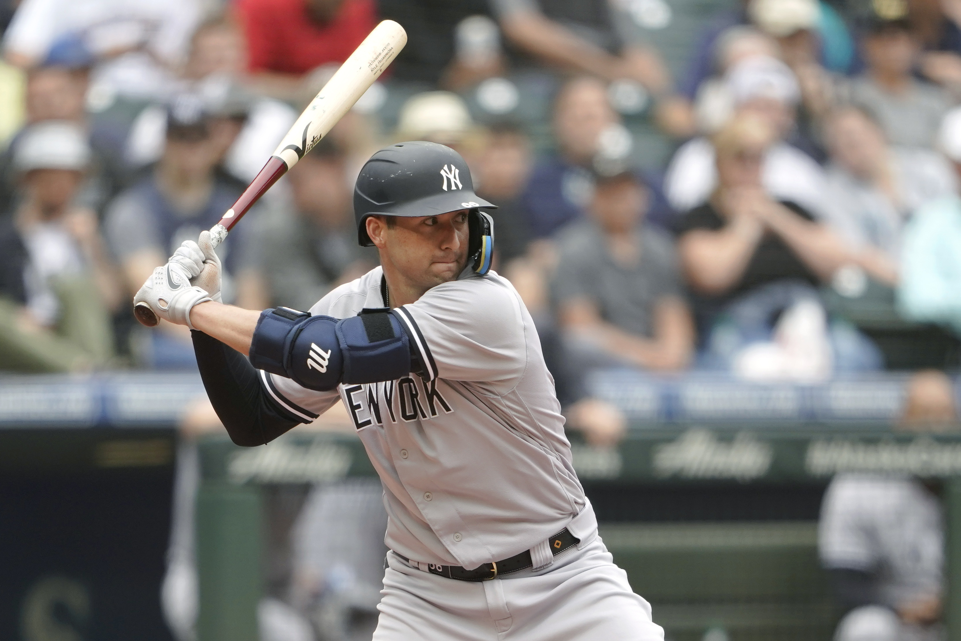 Santana's homer rallies Seattle Mariners for 4-3 win over NY Yankees