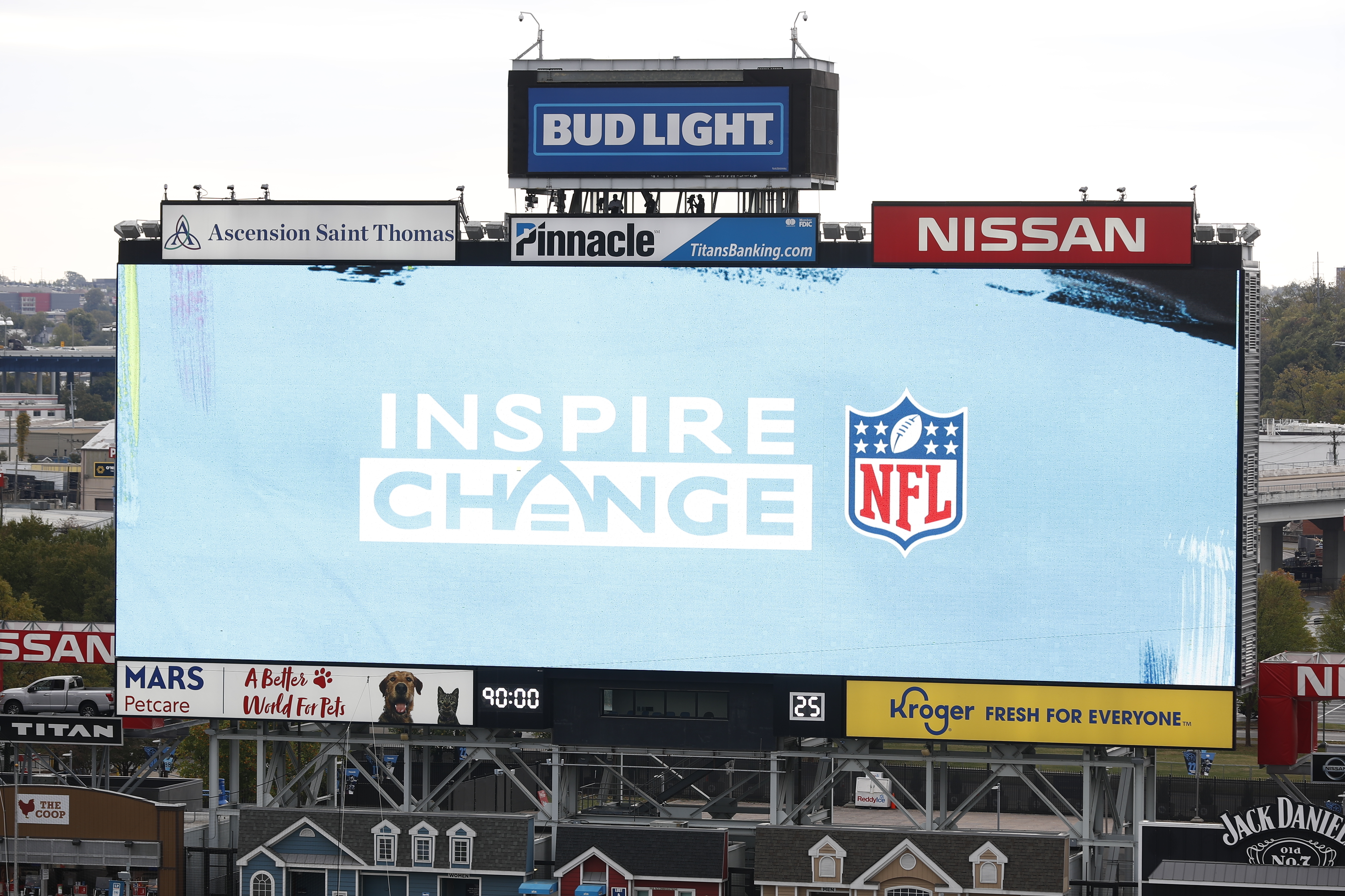 NFL Will Continue Social Justice Initiatives For New Football Season –  Deadline