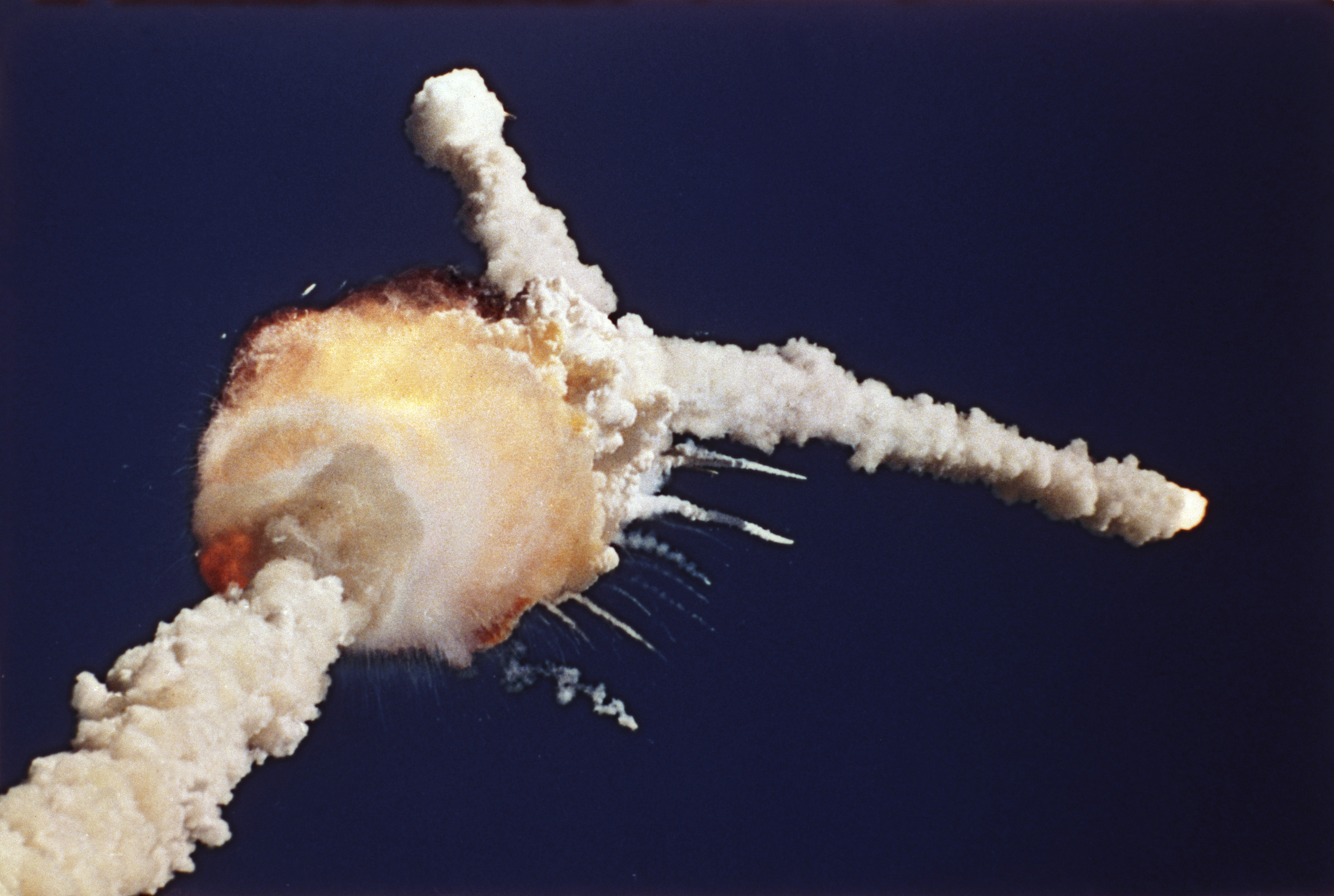 challenger nasa bodies recovered