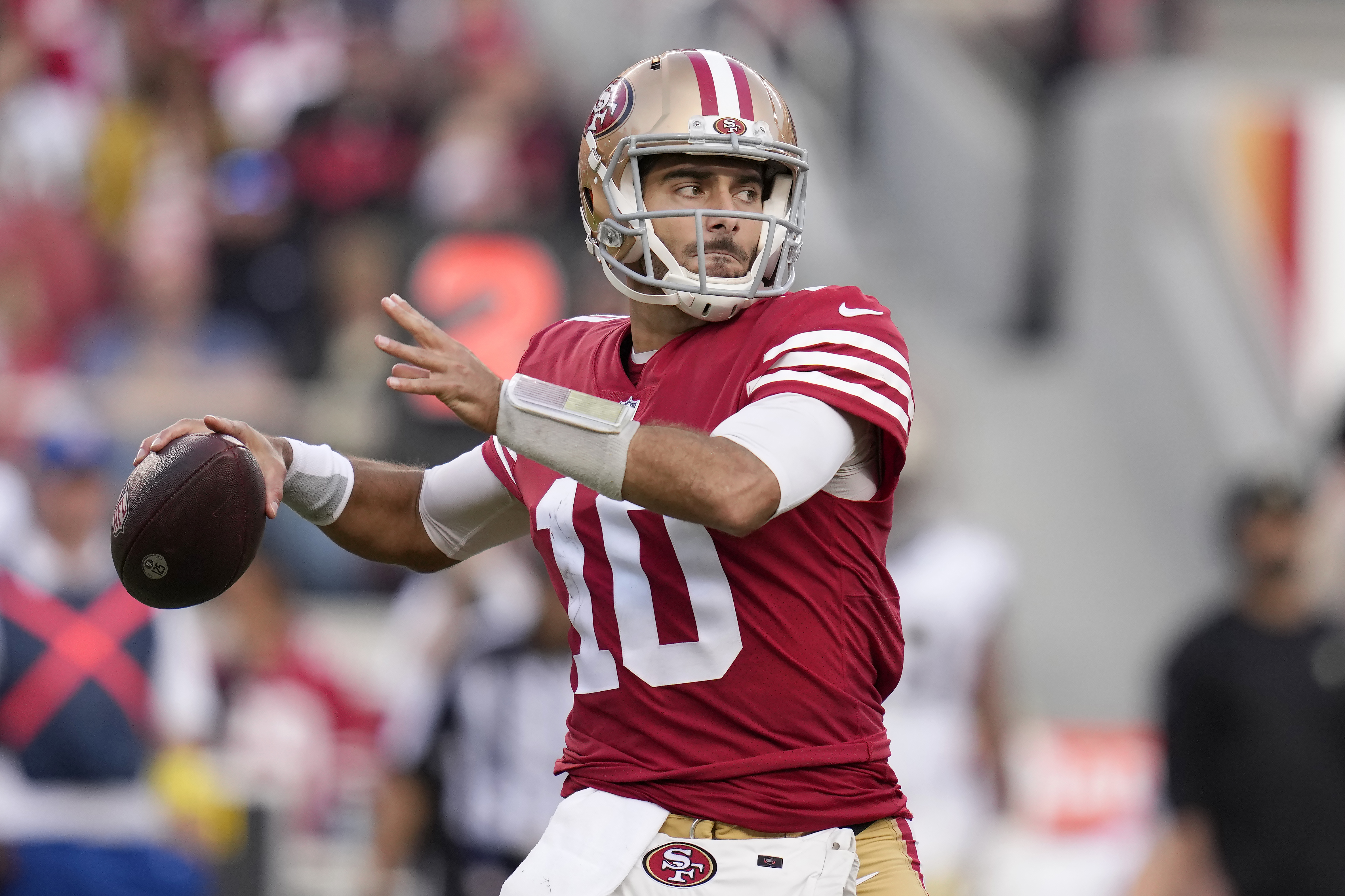 49ers, Jimmy Garoppolo agree to restructured one-year contract