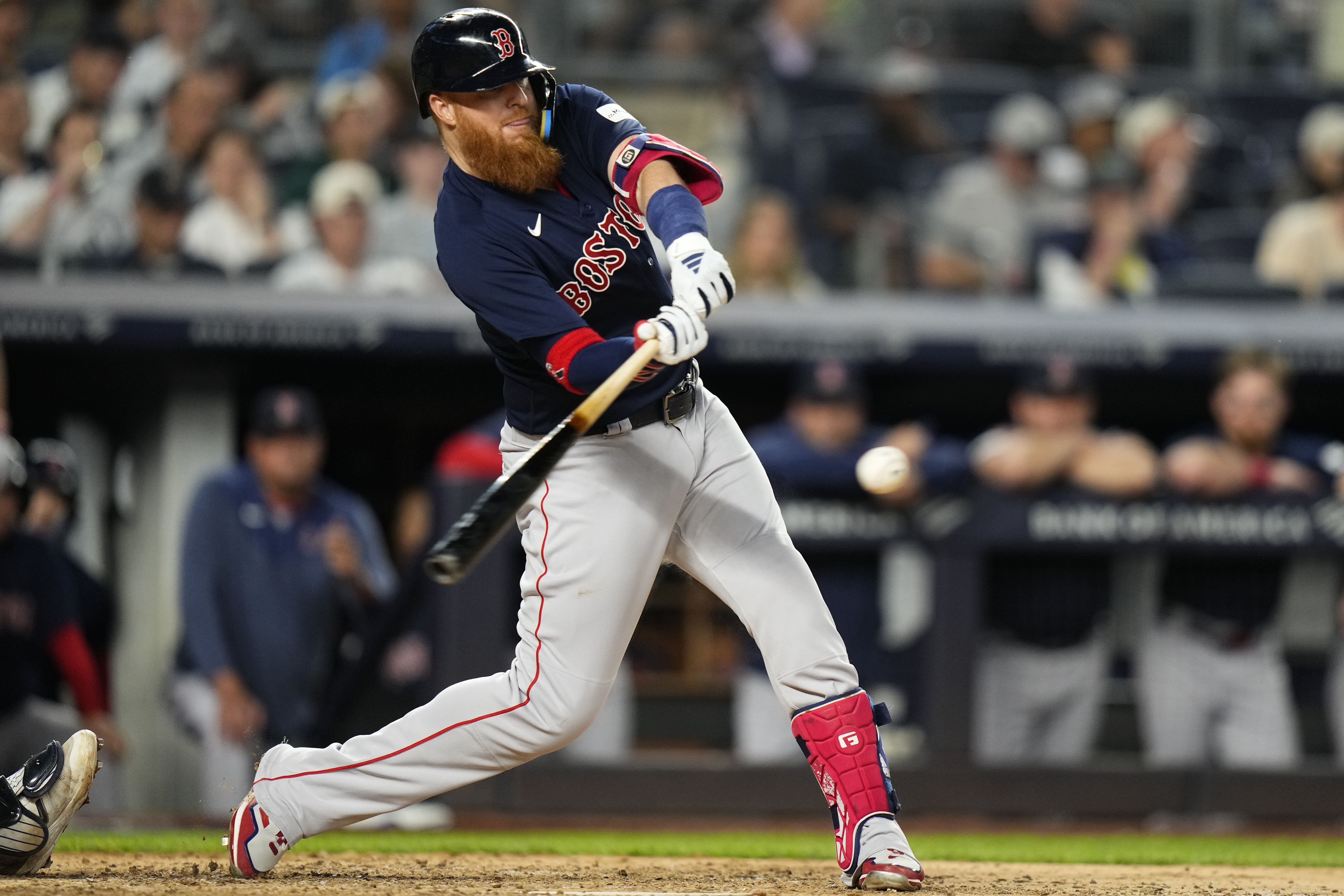 Whitlock pitches Red Sox over Yanks 3-2 in rivals' 1st meeting this year