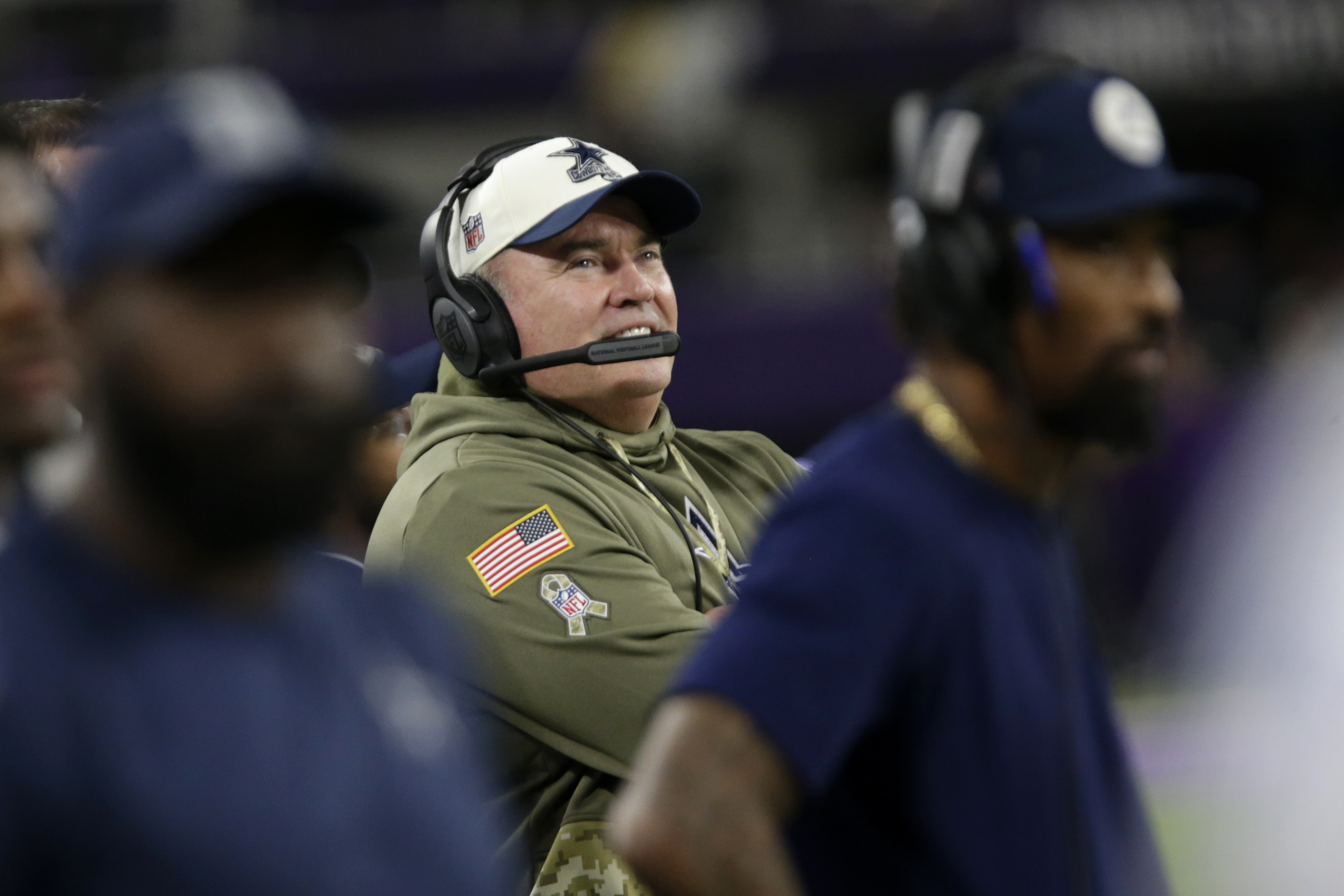 Cowboys crush Vikings' 7-game win streak with 40-3 romp