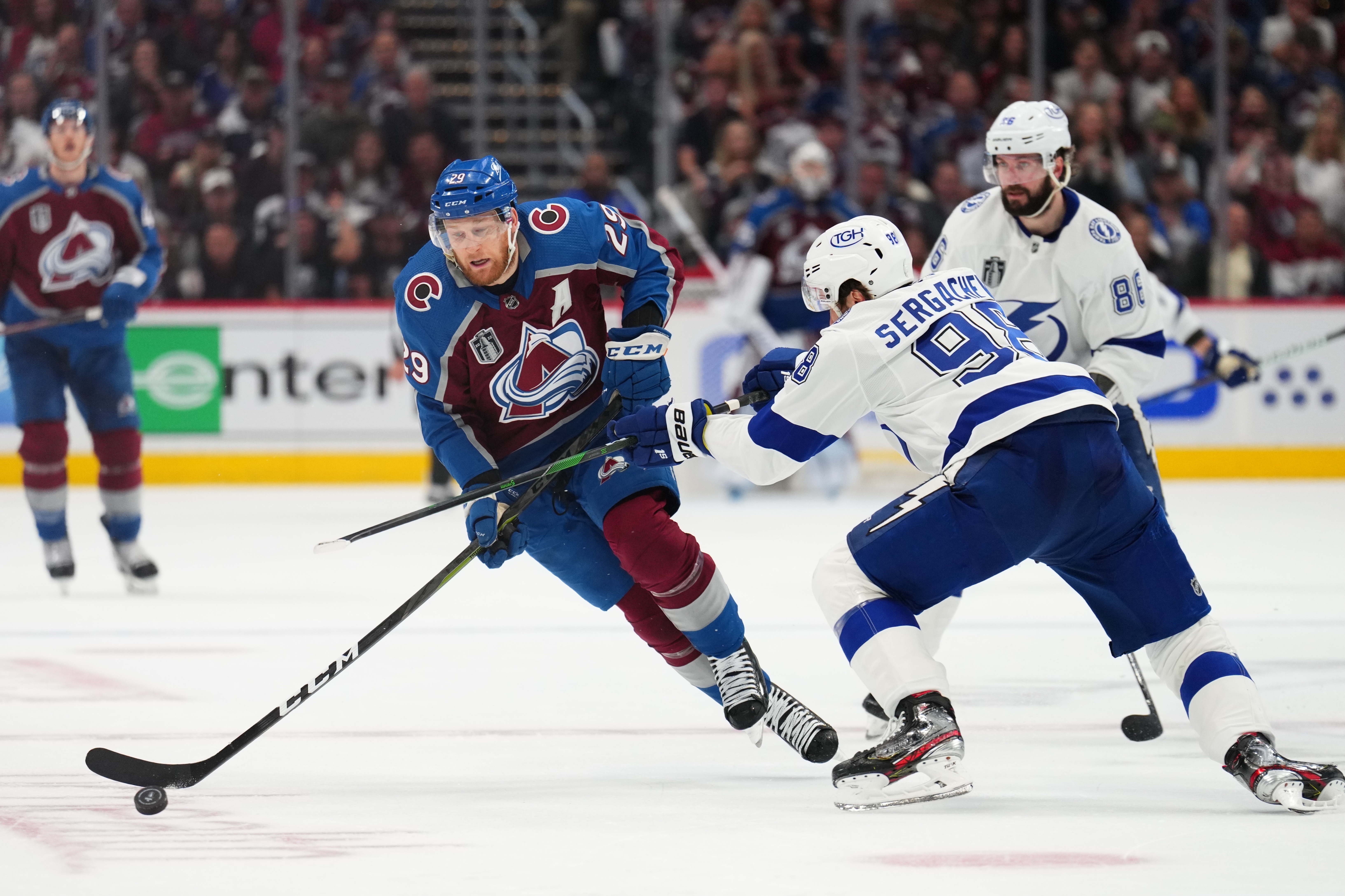 Tampa Bay Lightning re-sign defenseman Mikhail Sergachev