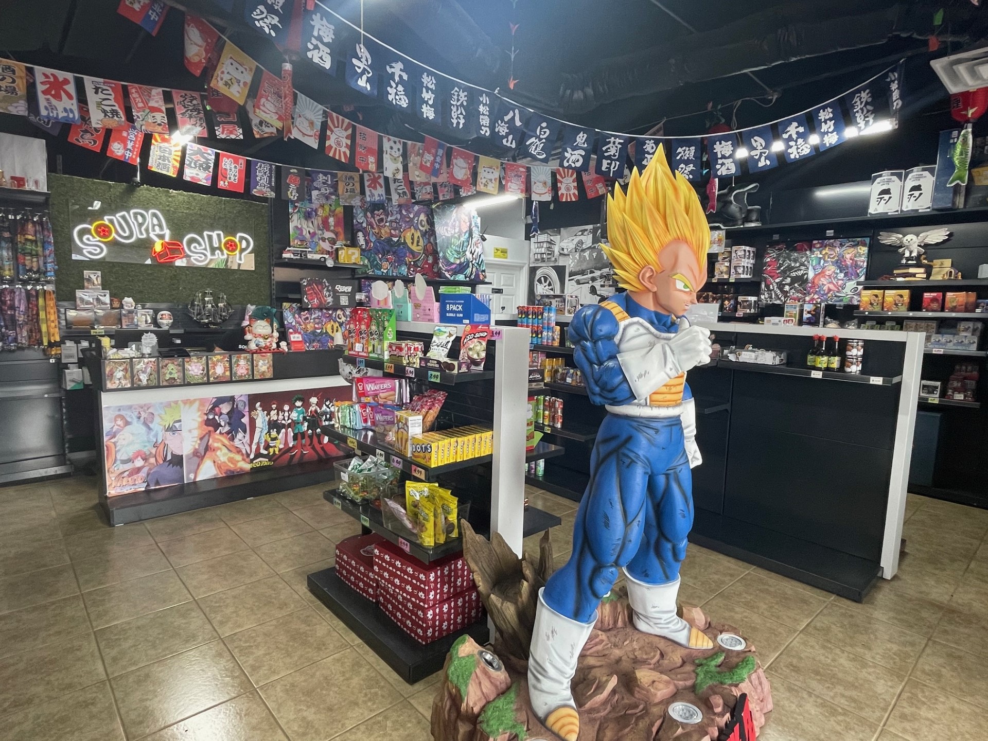 Theres a ramen shop in Orlando Florida called Naroodle and it looks  pretty cool  ranime
