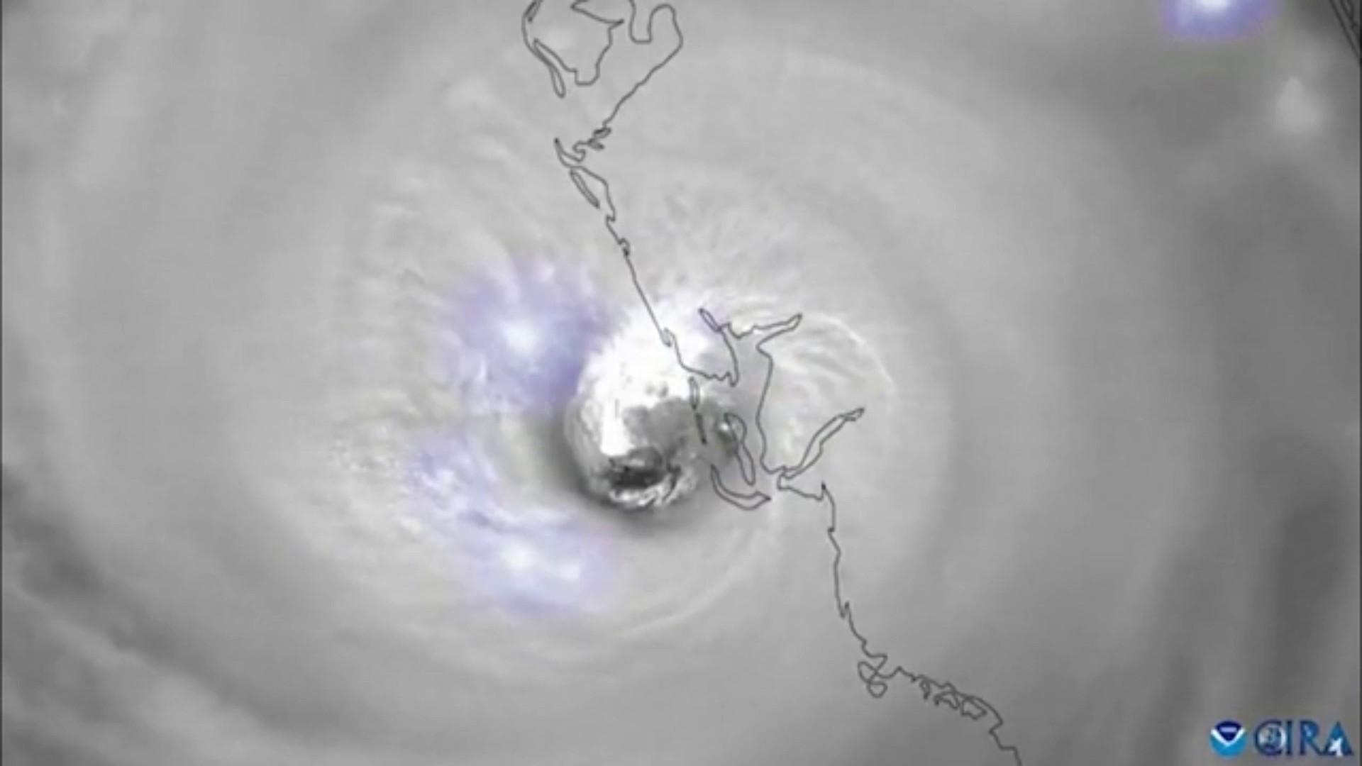 Satellite captures stunning view of Hurricane Ian's eye - CBS News