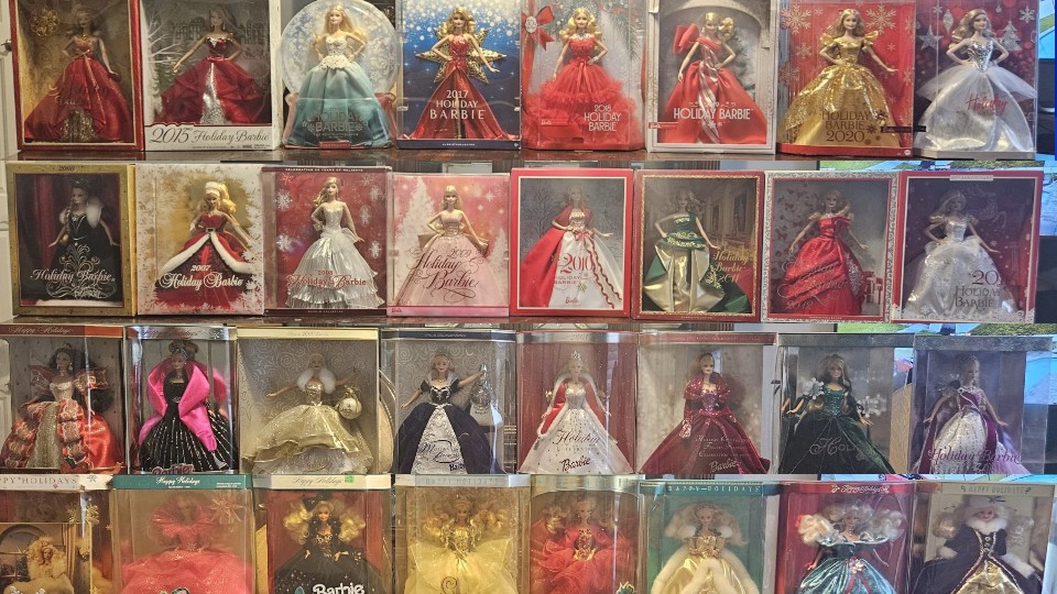 Are you a Barbie collector looking to build your collection? I have 27  dolls for you for one low price.
