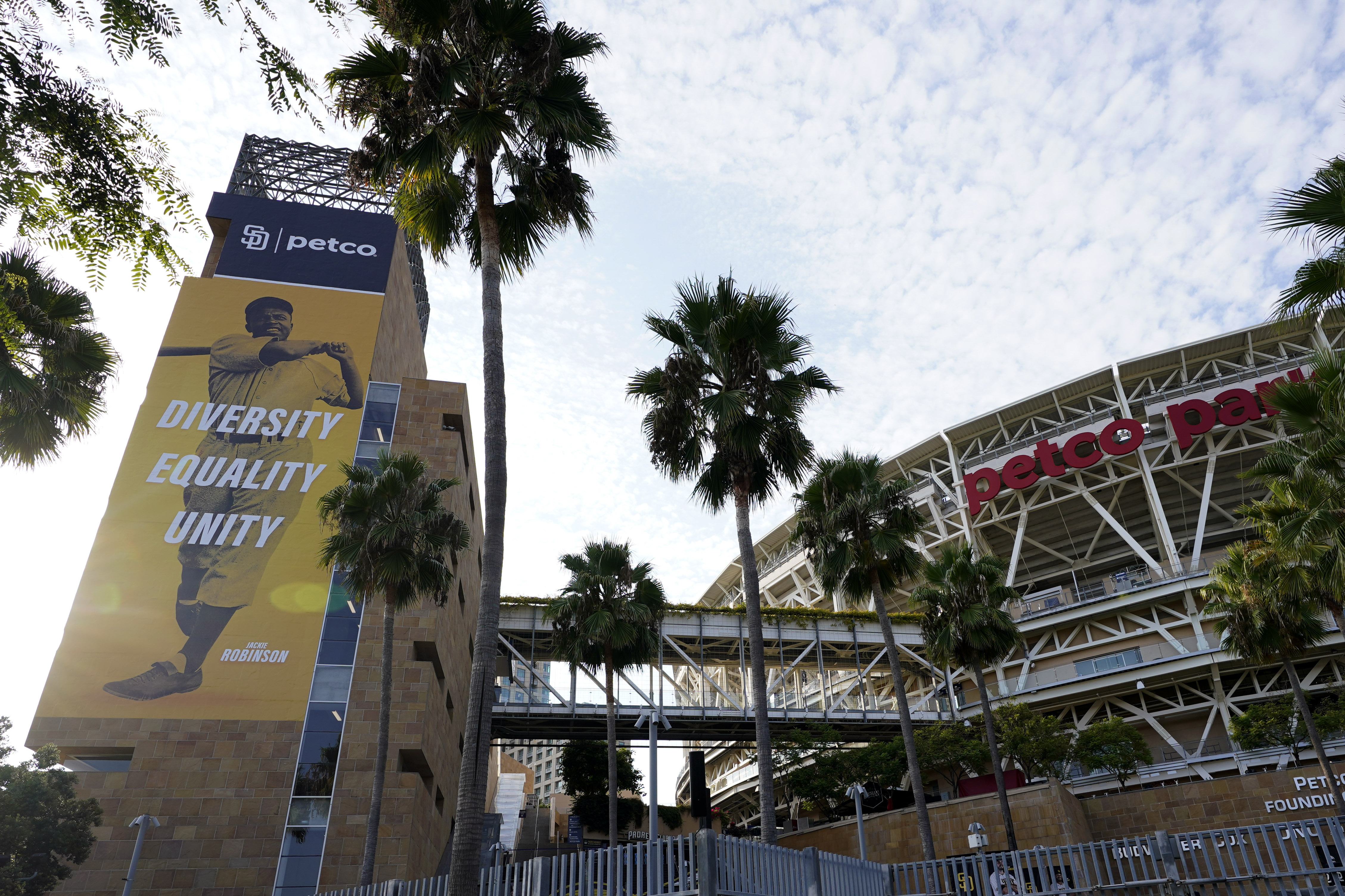 Hundreds of MLB Hopefuls Head to Petco Park to Show Off Their