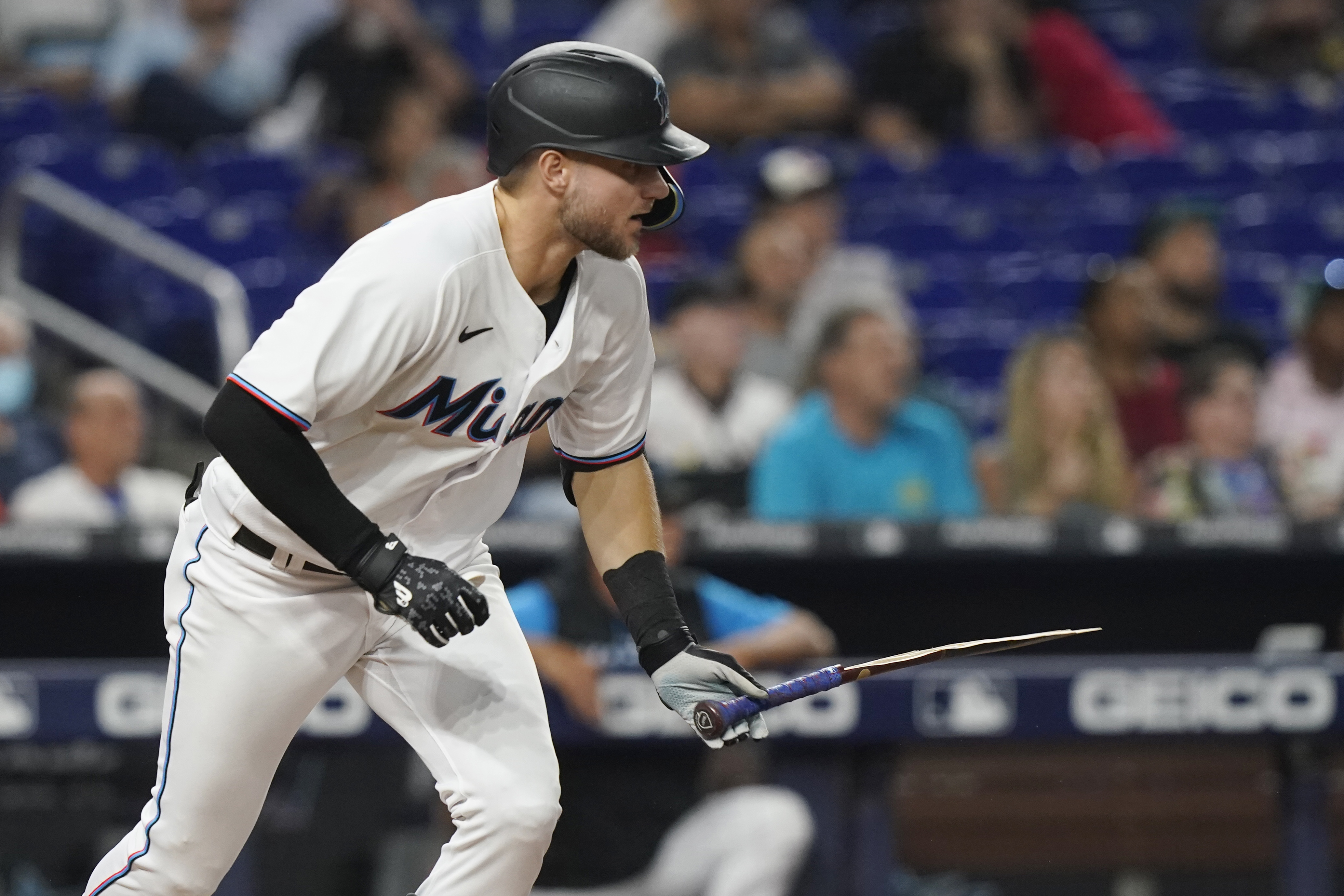 Miami Marlins: Huascar Brazoban talks spring training delay