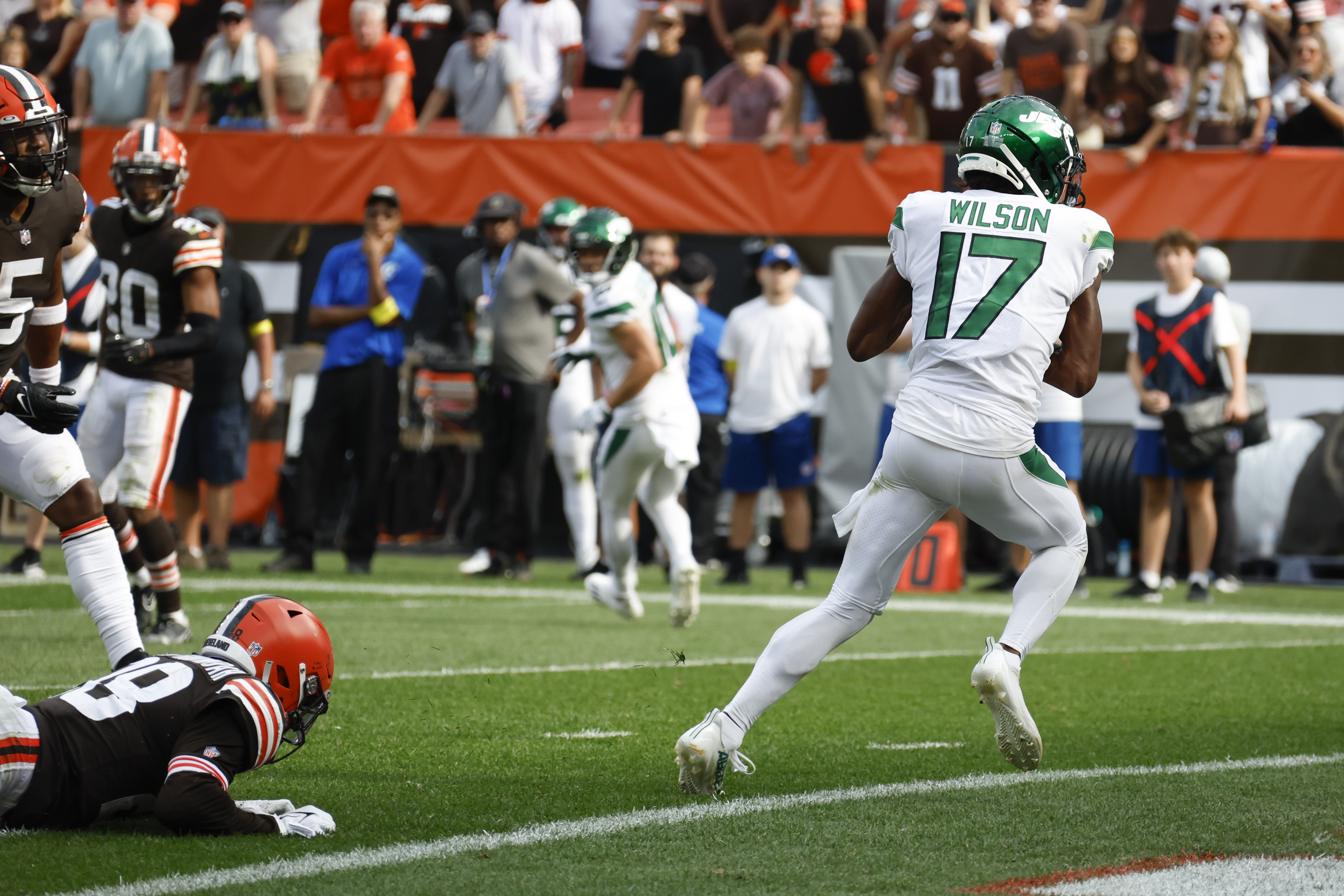 Browns suffer 31-30 loss after late rally from Jets