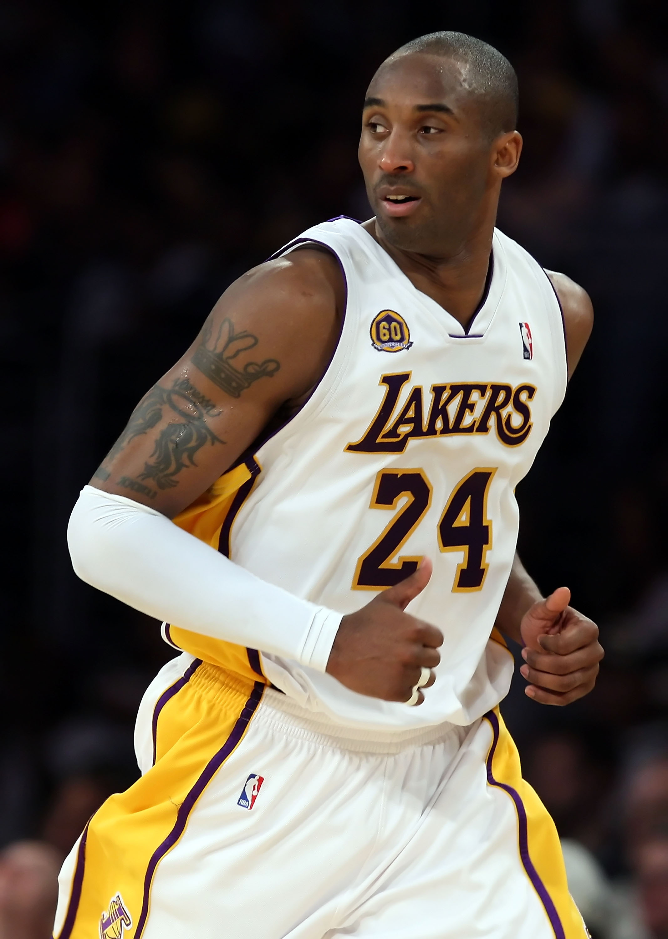 24 powerful photos by which to remember Kobe Bryant