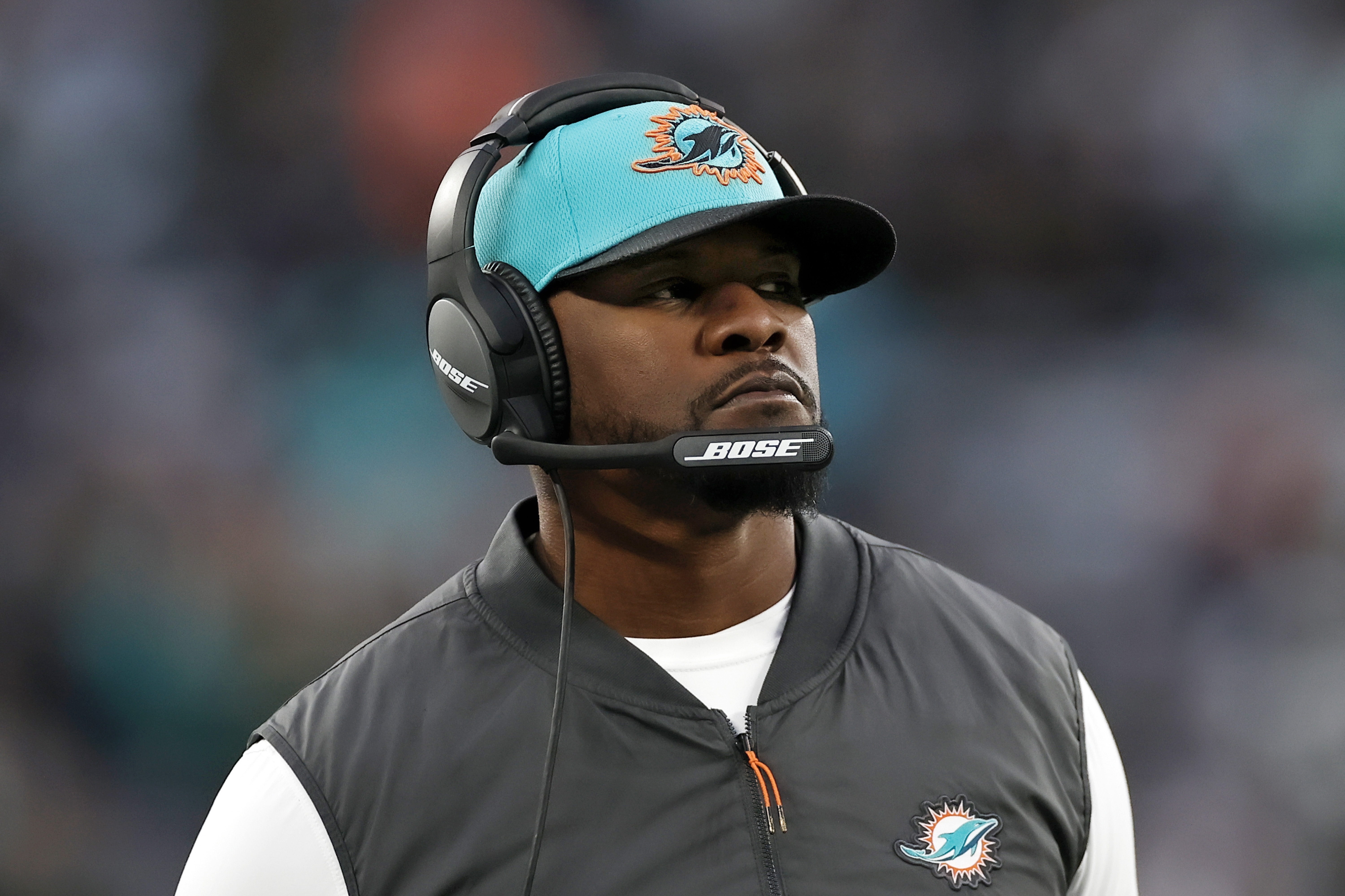 Former Dolphins coach Brian Flores hired by Steelers amid lawsuit