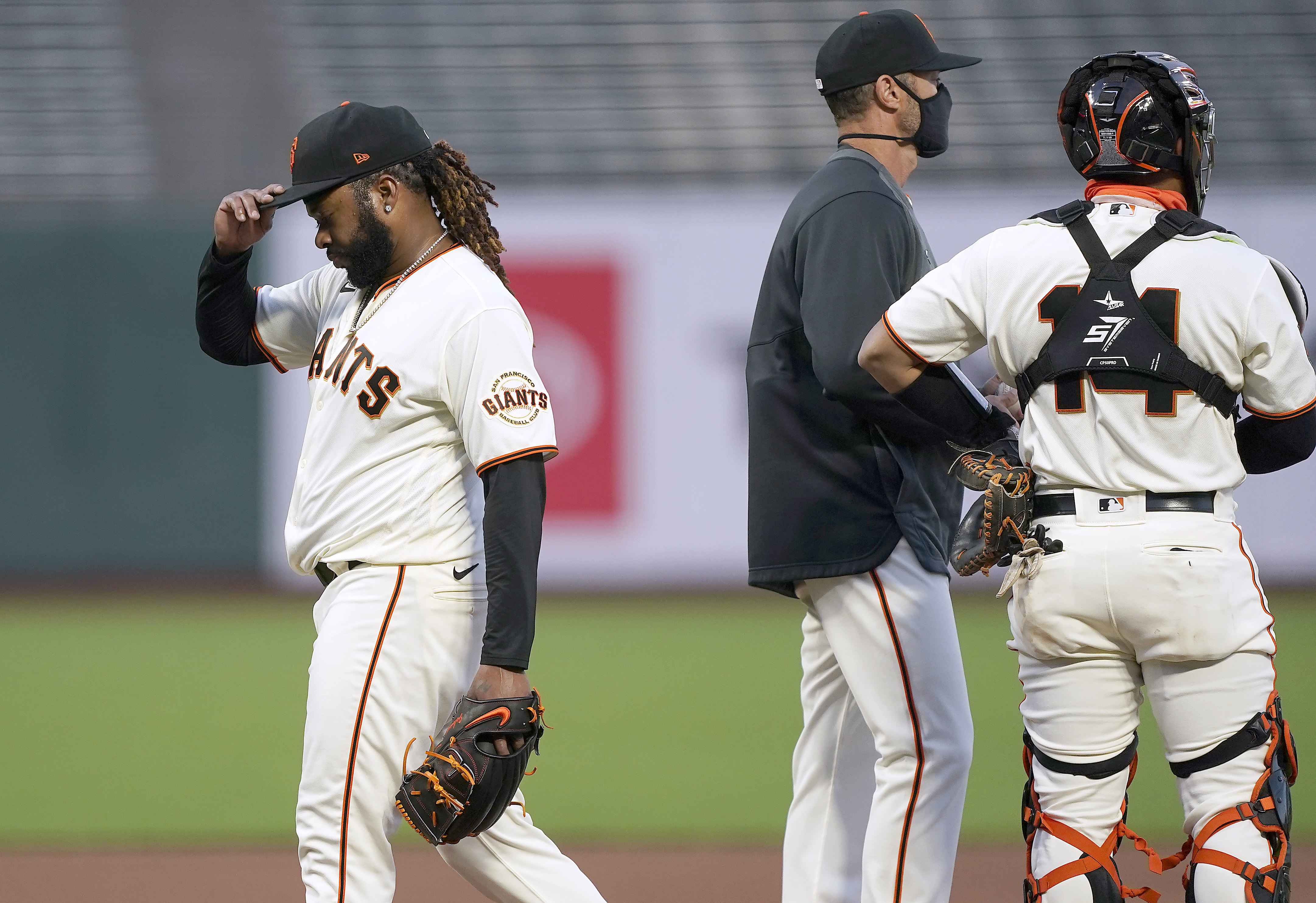 Giants rally on Yastrzemski's 2nd HR, walk off with 7-6 win