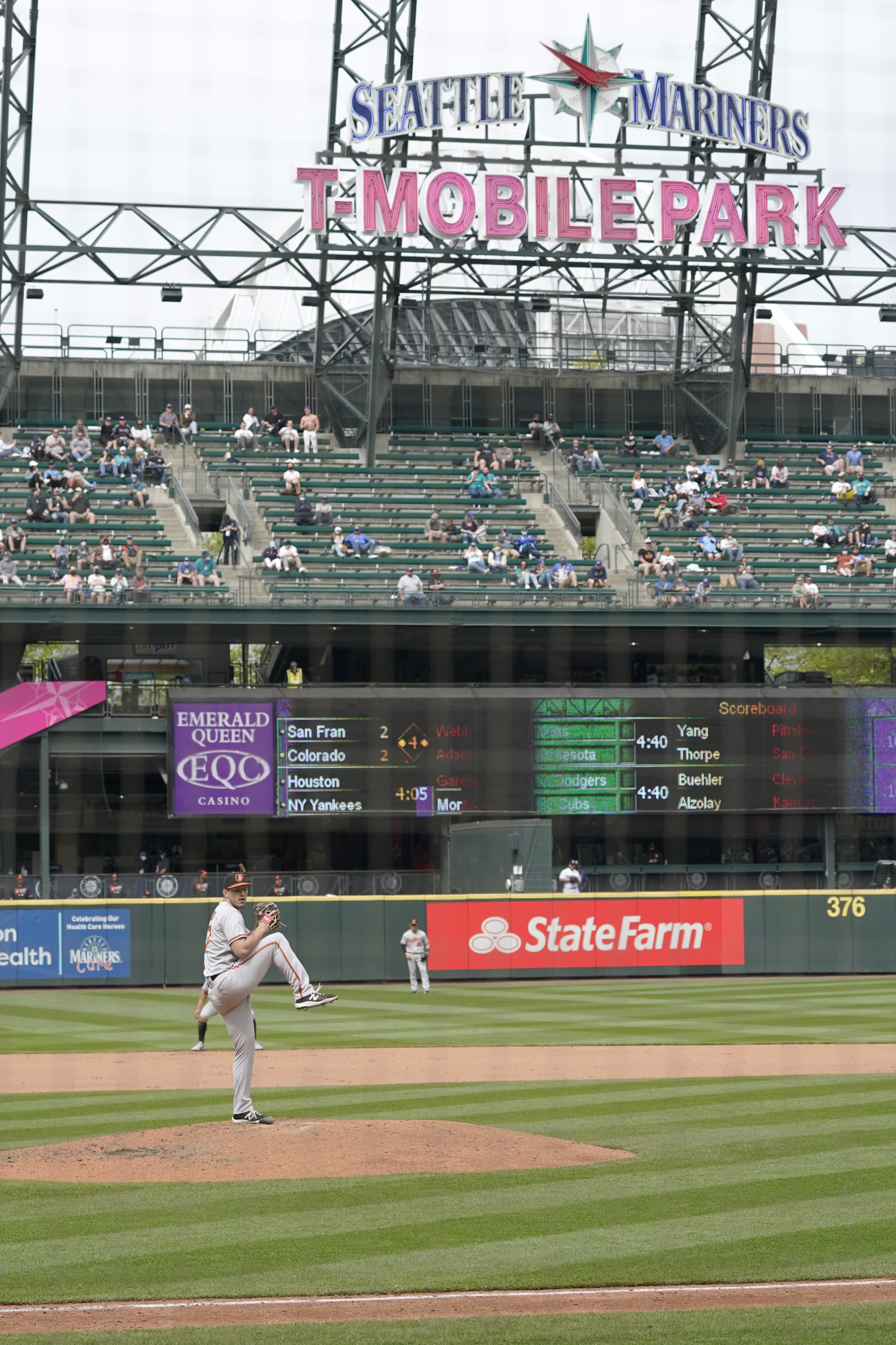 Kikuchi, Mariners' bullpen combine to shut Yankees out in 2-0 win - Seattle  Sports