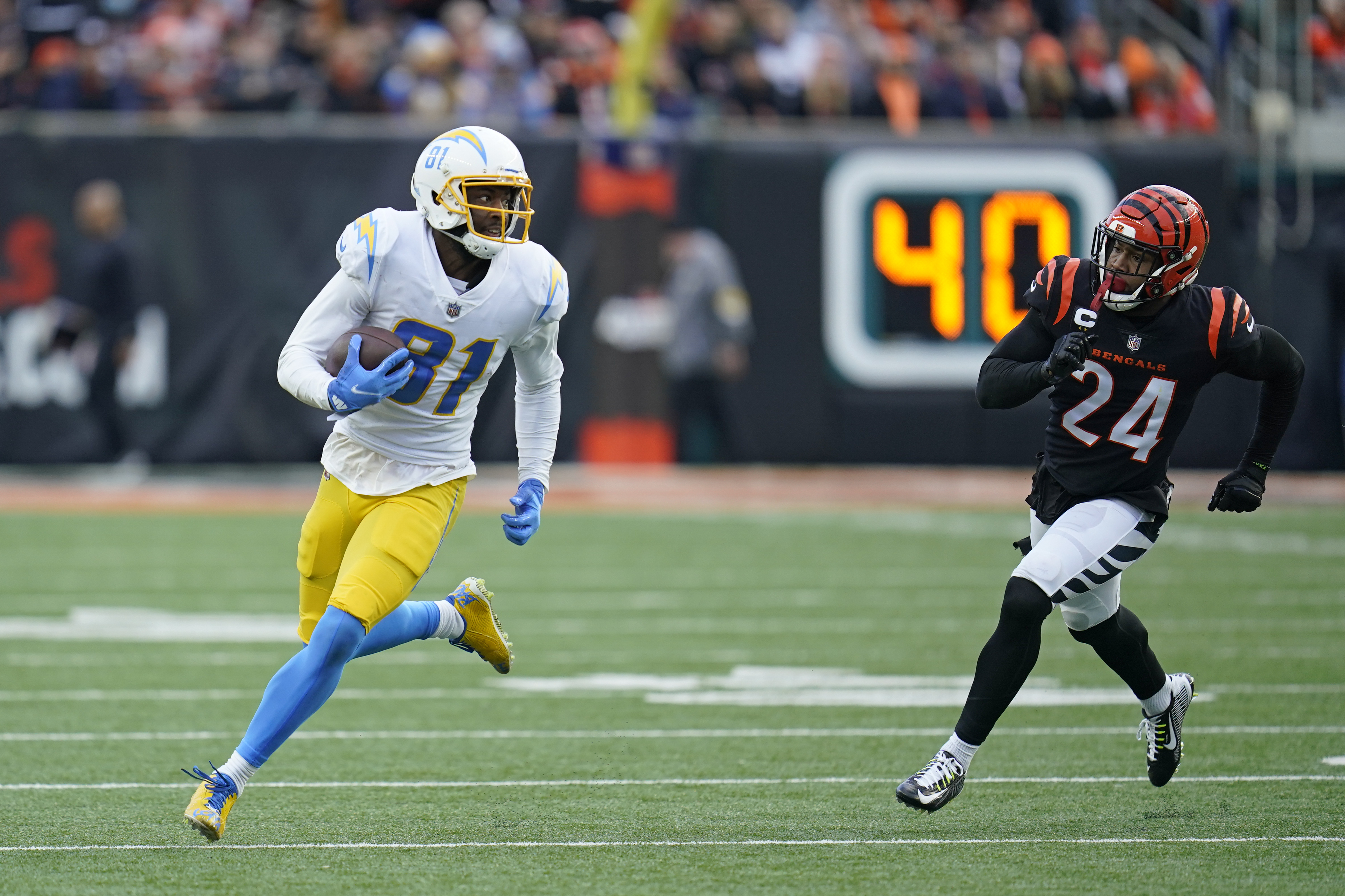 Up-and-down Chargers hold off Bengals for 41-22 victory