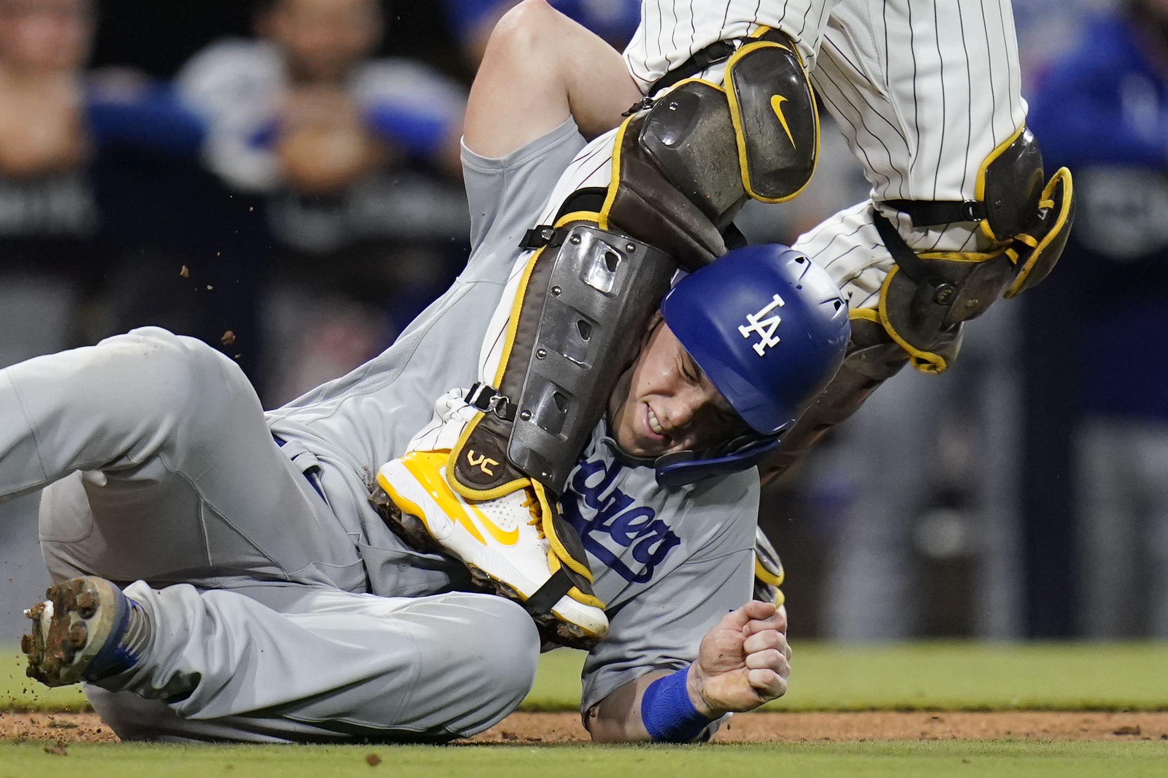 MLB: Padres ace Yu Darvish (8-9) took the loss in the second game