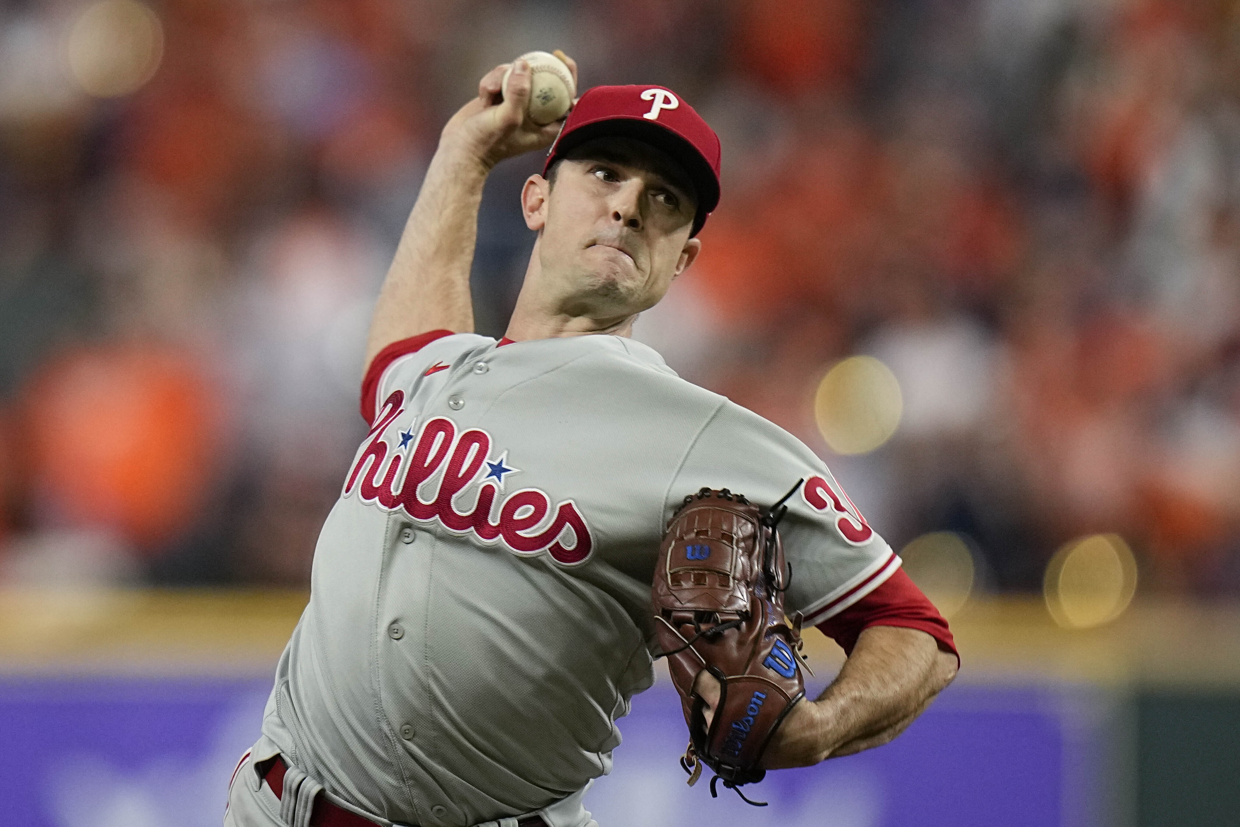 Astros' Alex Bregman, Phillies' Aaron Nola were LSU roommates