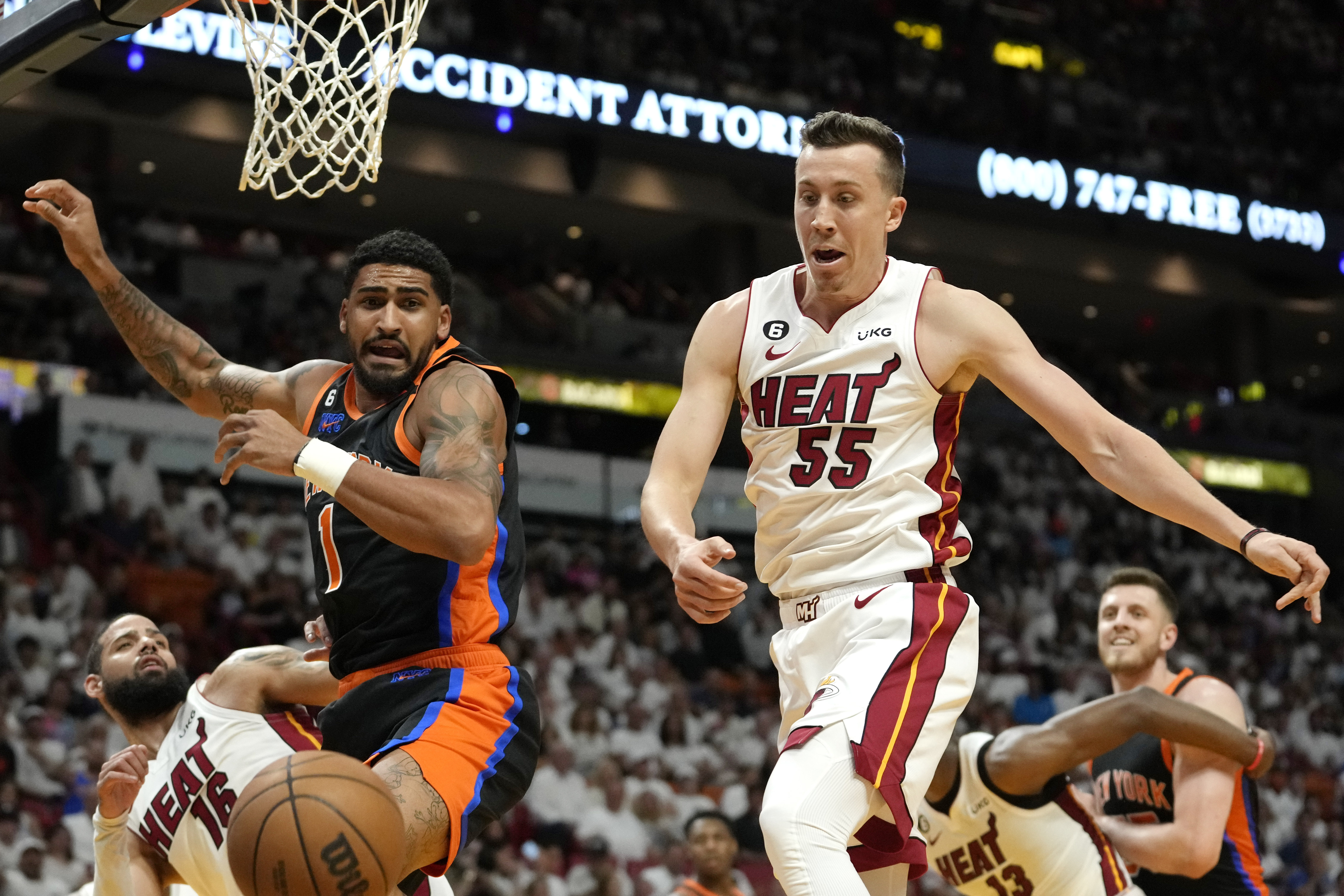 Lakers, Heat Surging in Series Through Defensive Superiority