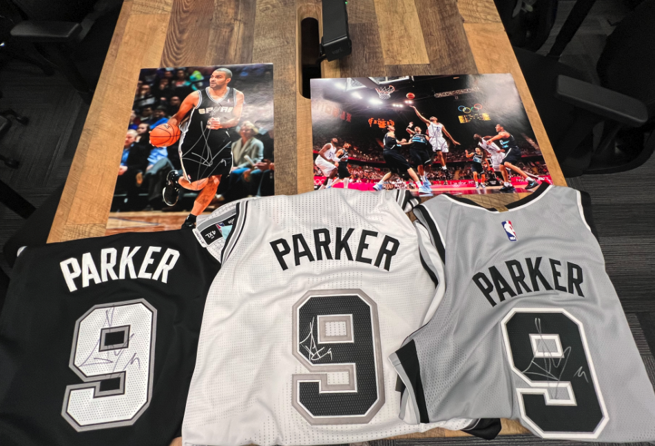 San Antonio Spurs Memorabilia, Autographed & Signed