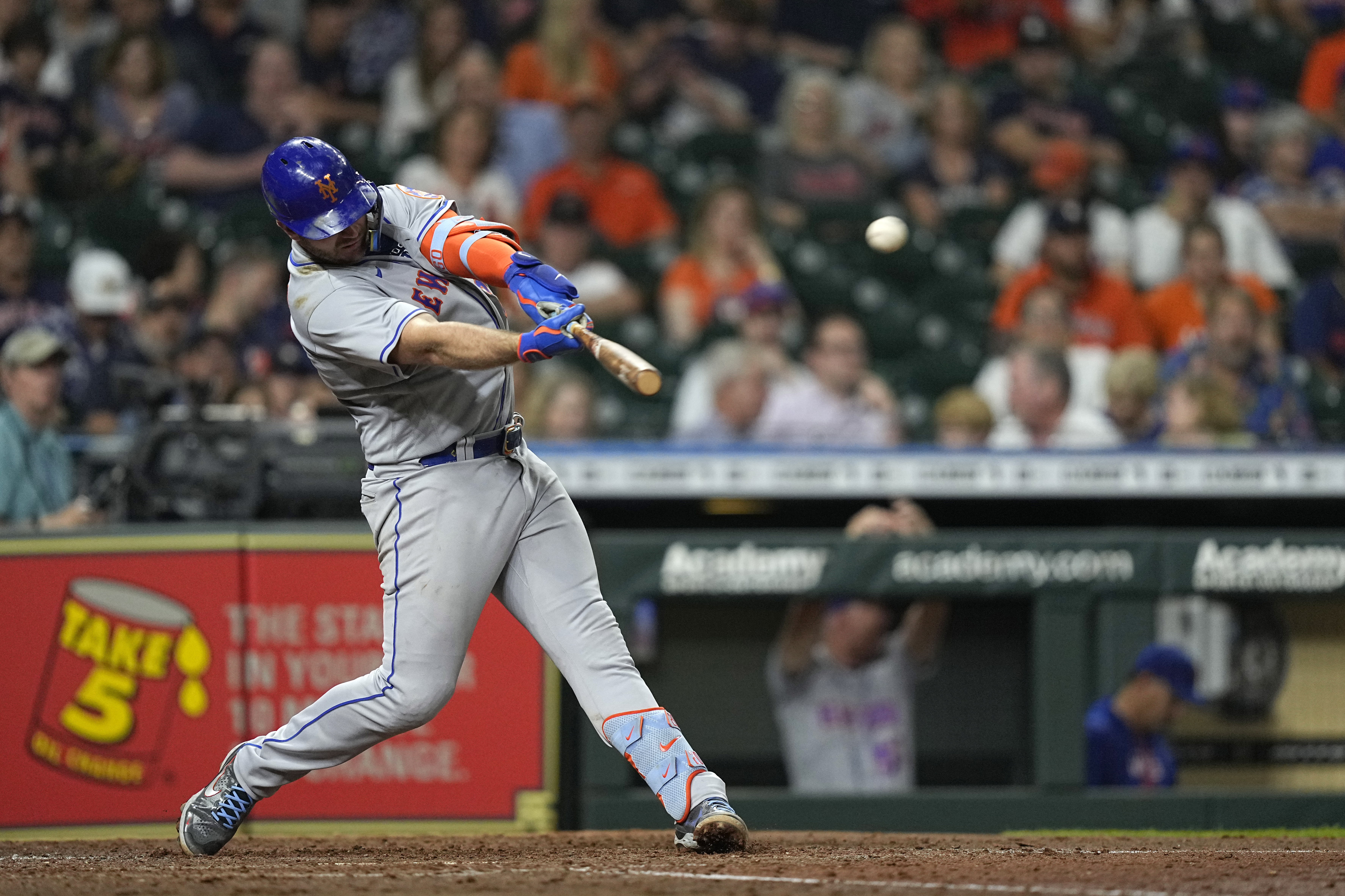 Mets' Pete Alonso outlasts Vlad Guerrero Jr. in Home Run Derby 