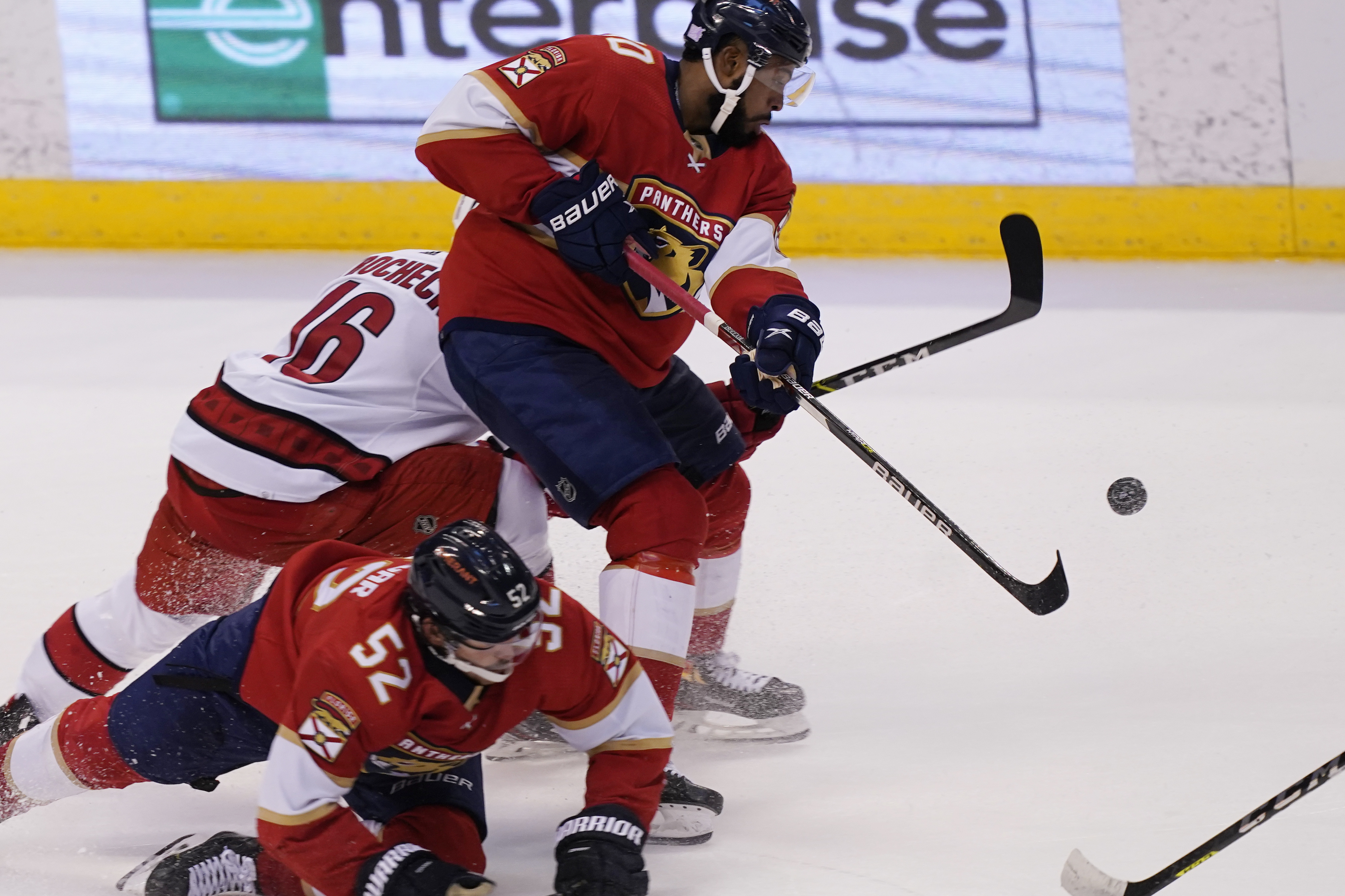 Devils rout Panthers 7-3, Barkov sets franchise mark for goals