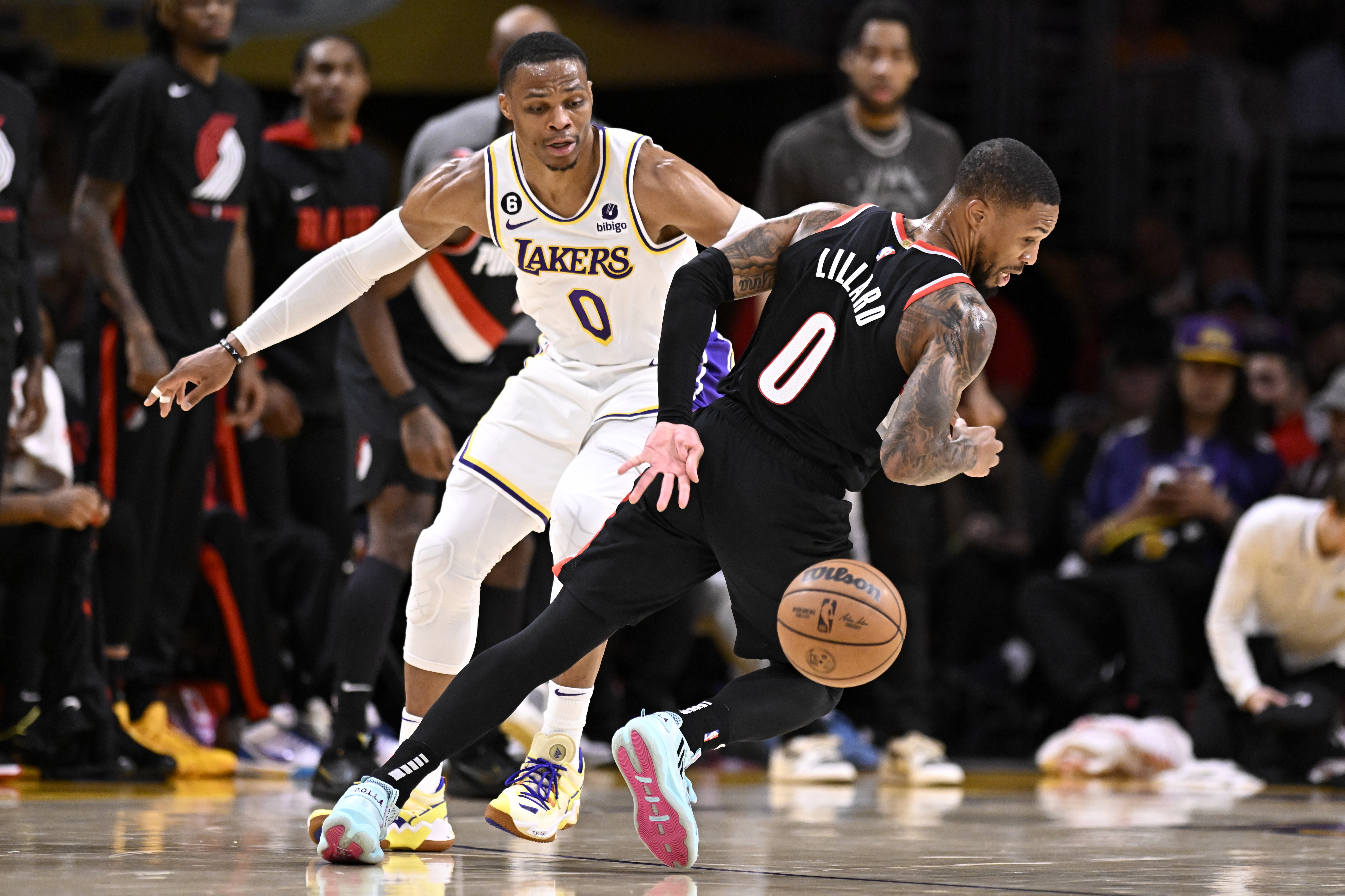 Lillard scores 14 points in Milwaukee debut as Bucks beat Lakers - The San  Diego Union-Tribune