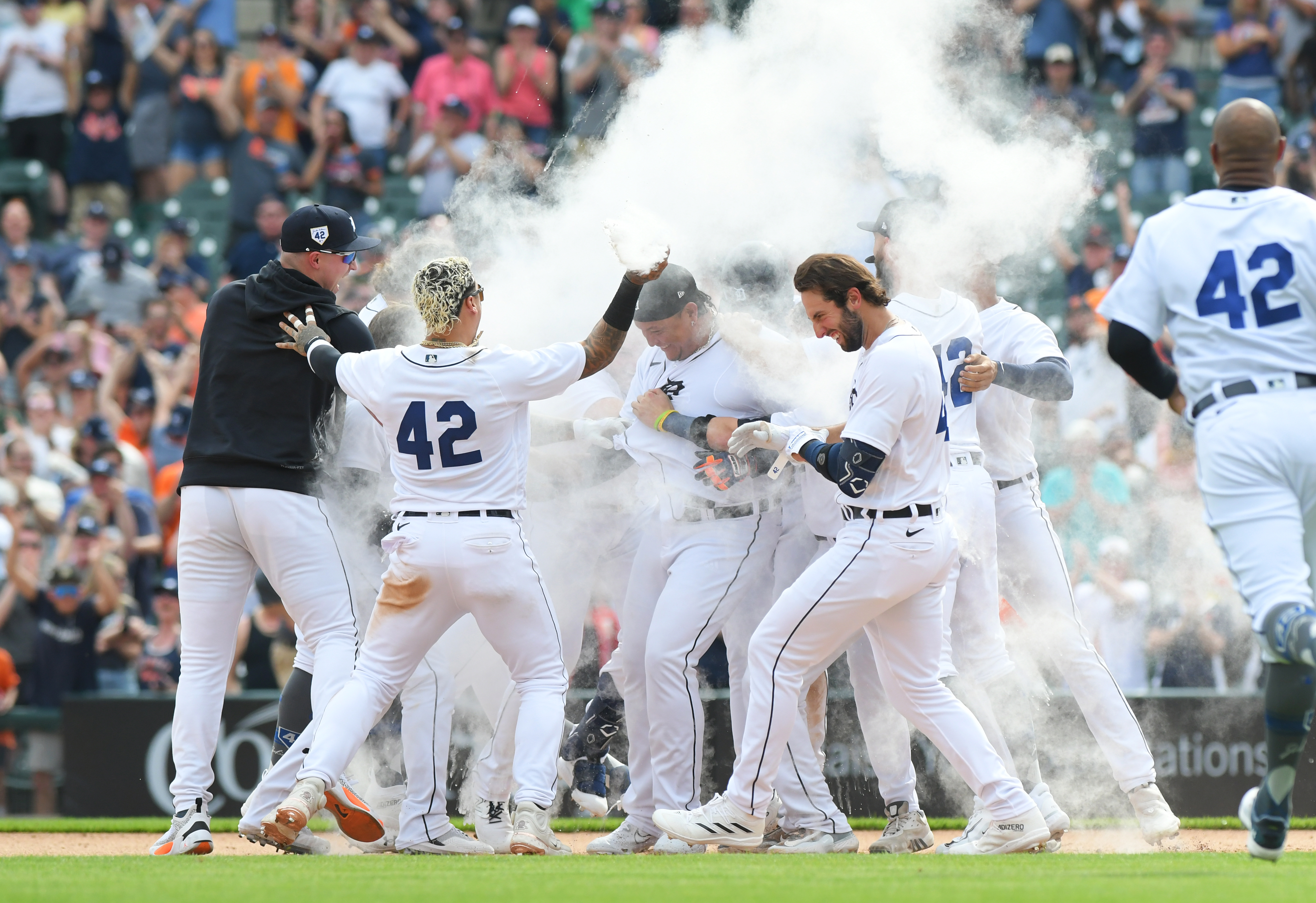 Ramblings: It's great to see the Tigers bounce back after Baez benching,  6-game losing streak